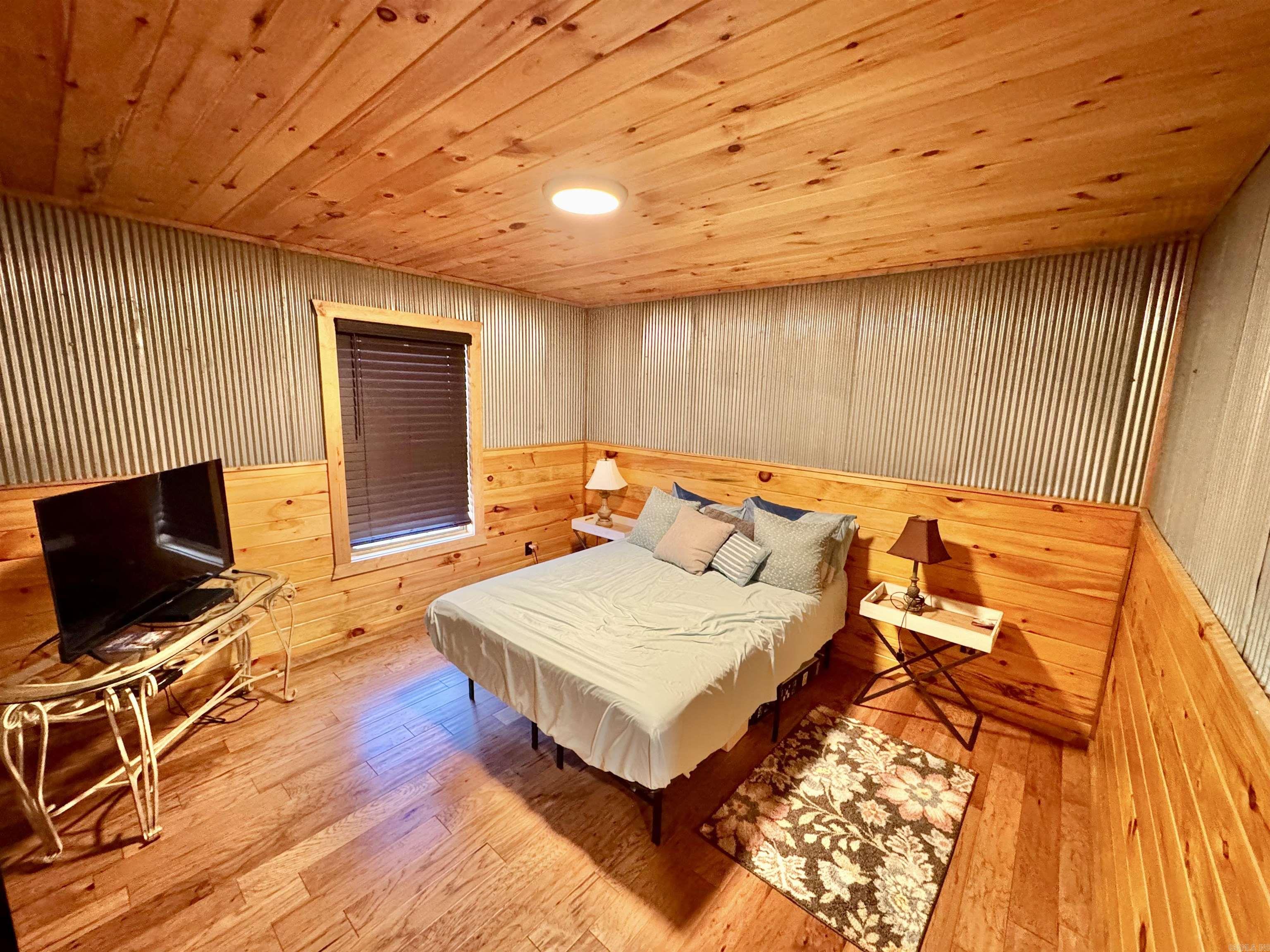 604 Frances Cove Apts. A-D 606 Frances Cove Apts A-B, 594 White Water Dr. A-B Mountain View, AR