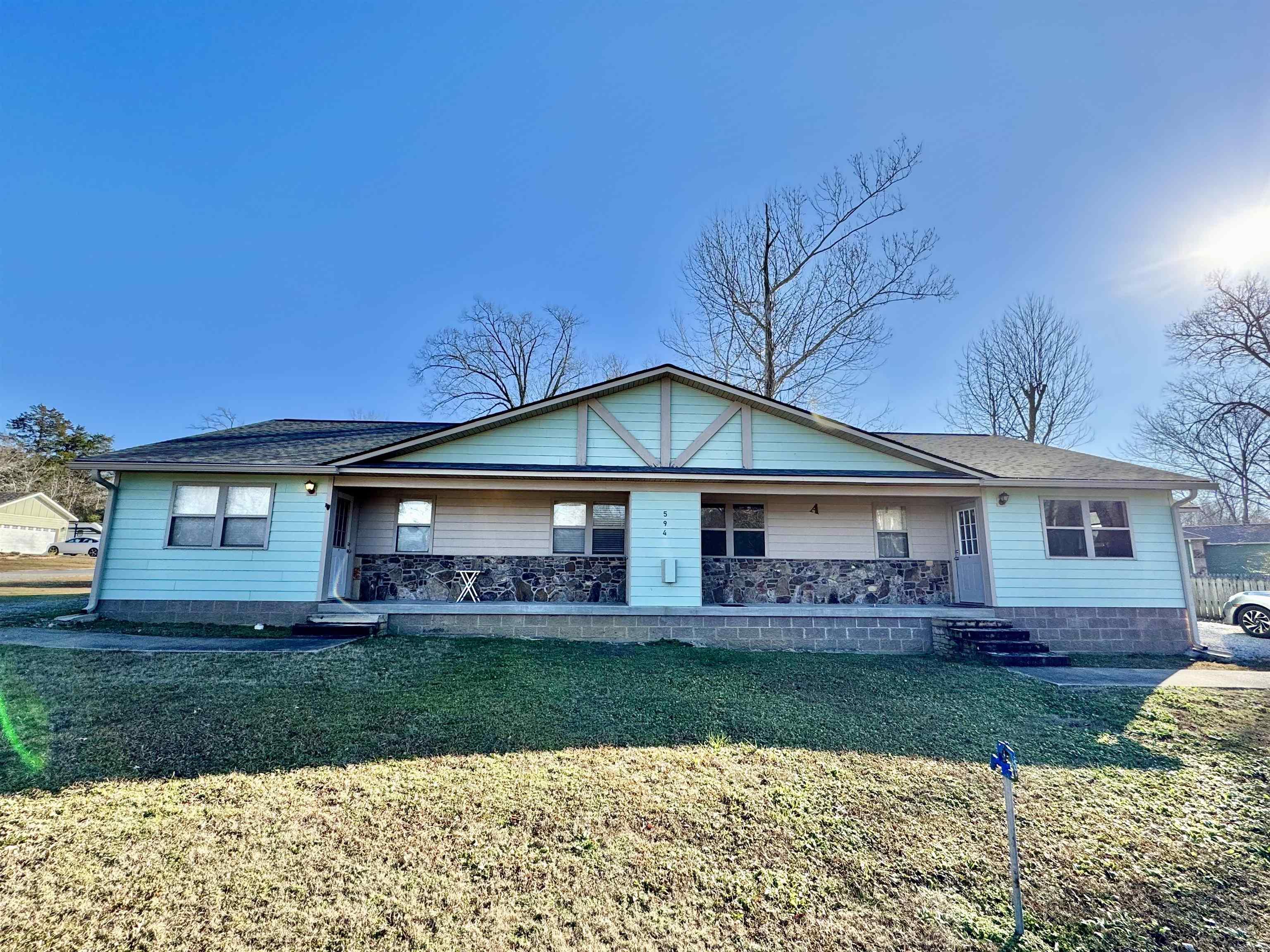 604 Frances Cove Apts. A-D 606 Frances Cove Apts A-B, 594 White Water Dr. A-B Mountain View, AR