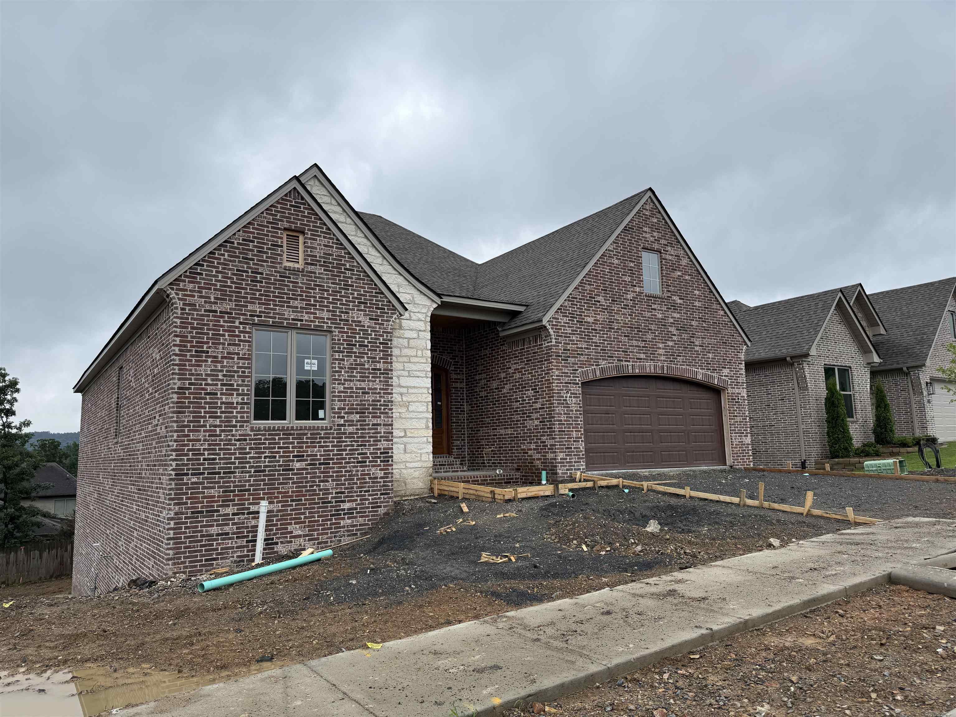 45 Mountain Brook  Little Rock, AR