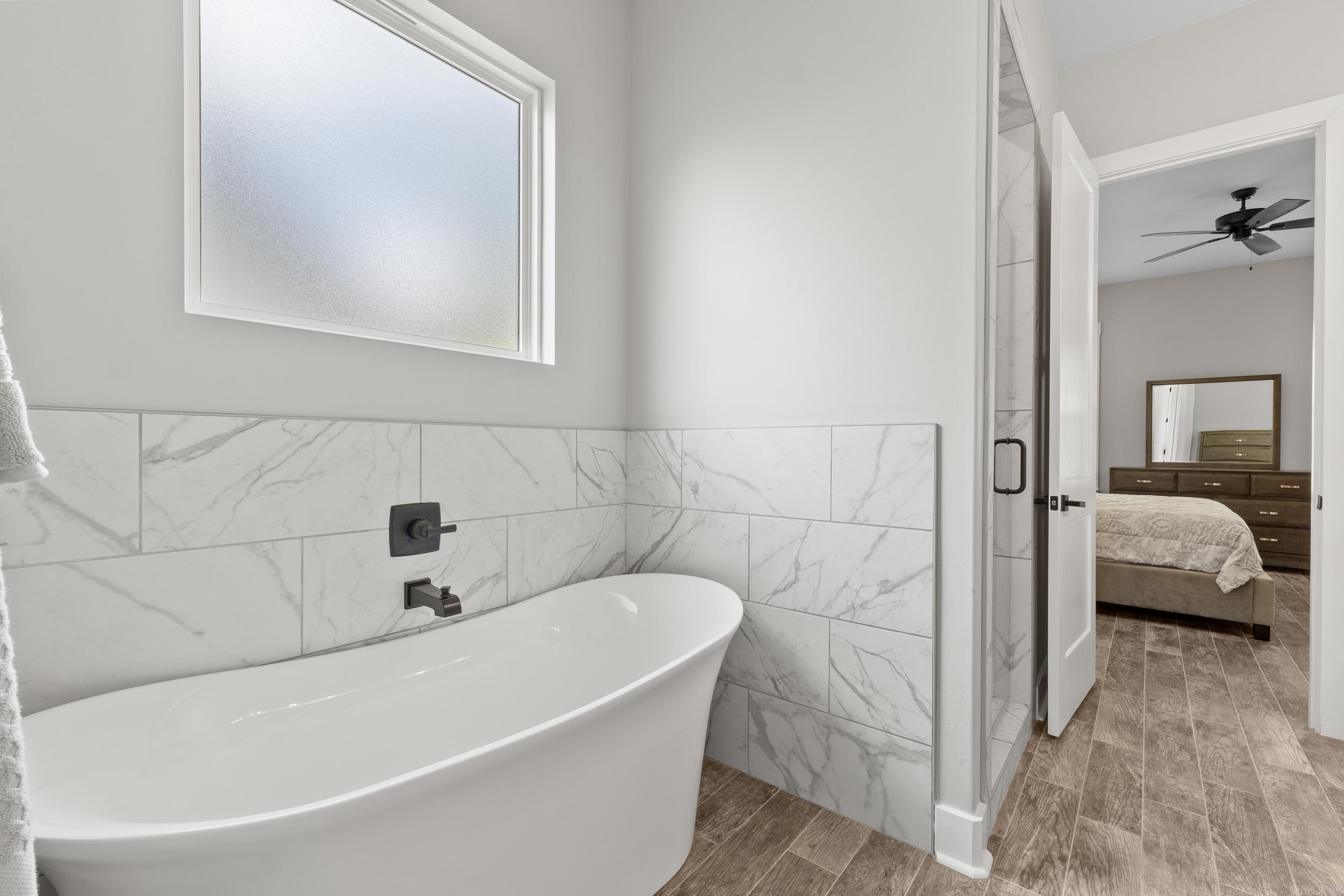 7717 S Shoreline  Benton, AR