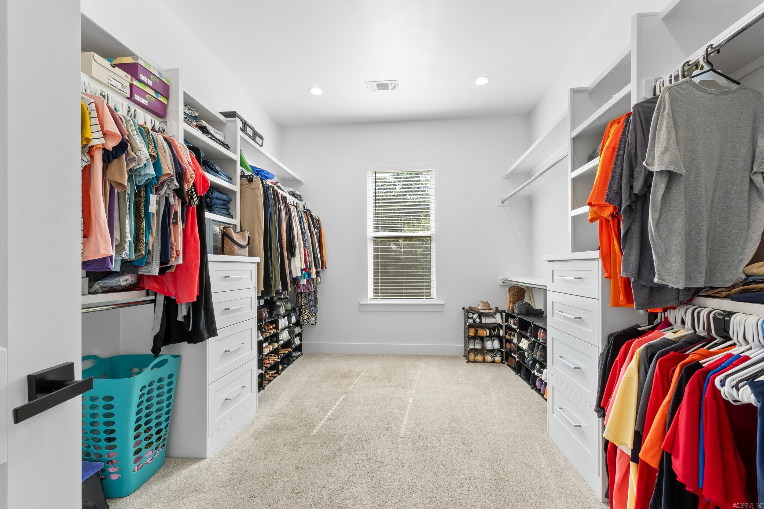 7717 S Shoreline  Benton, AR