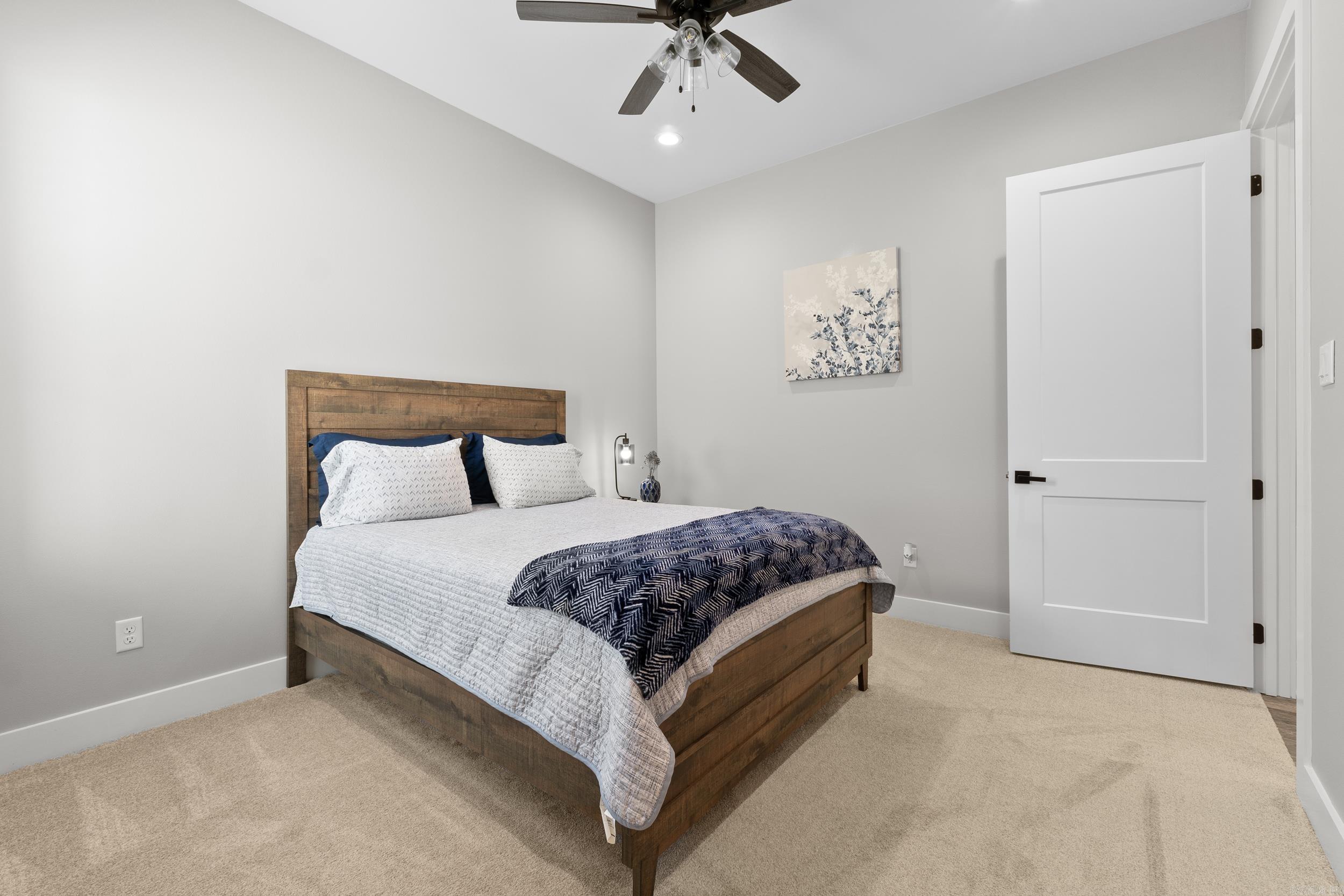 7717 S Shoreline  Benton, AR