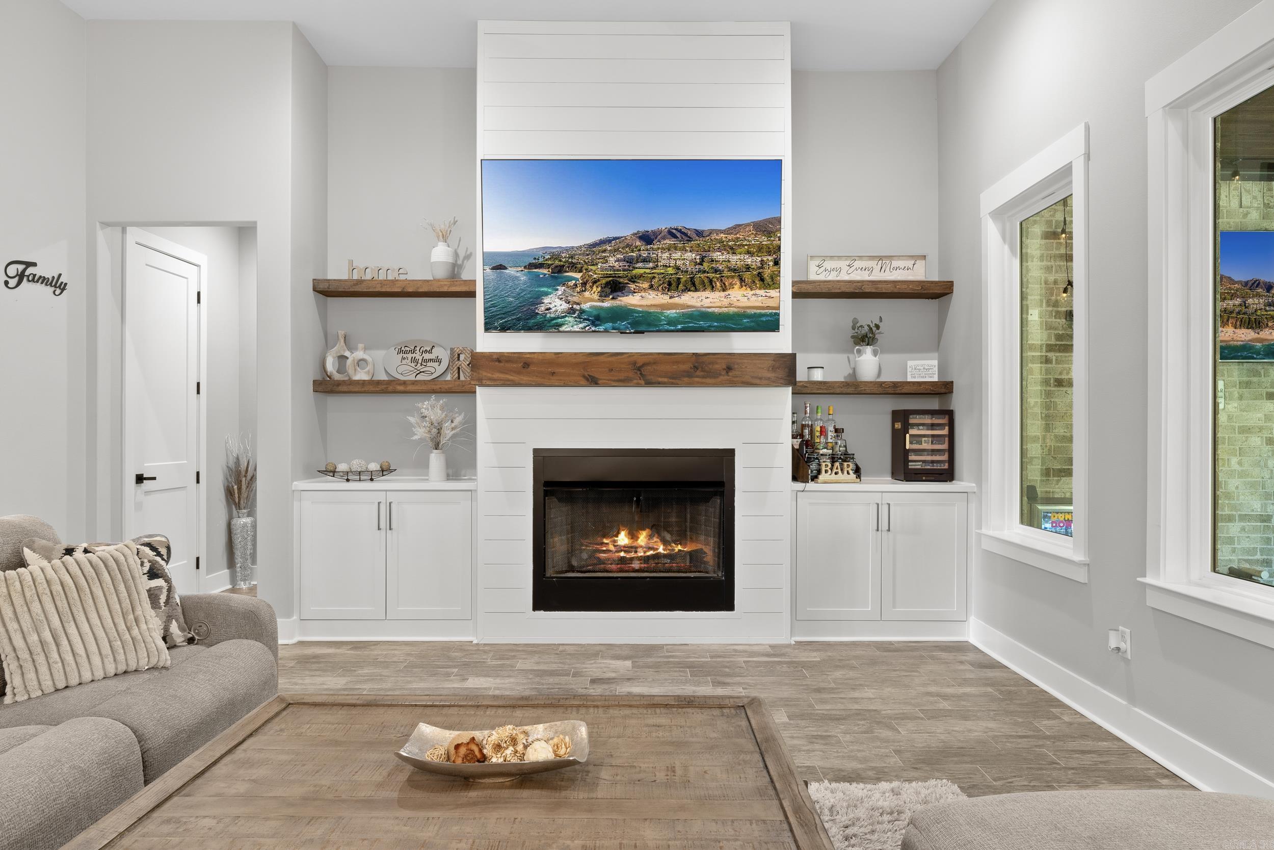 7717 S Shoreline  Benton, AR