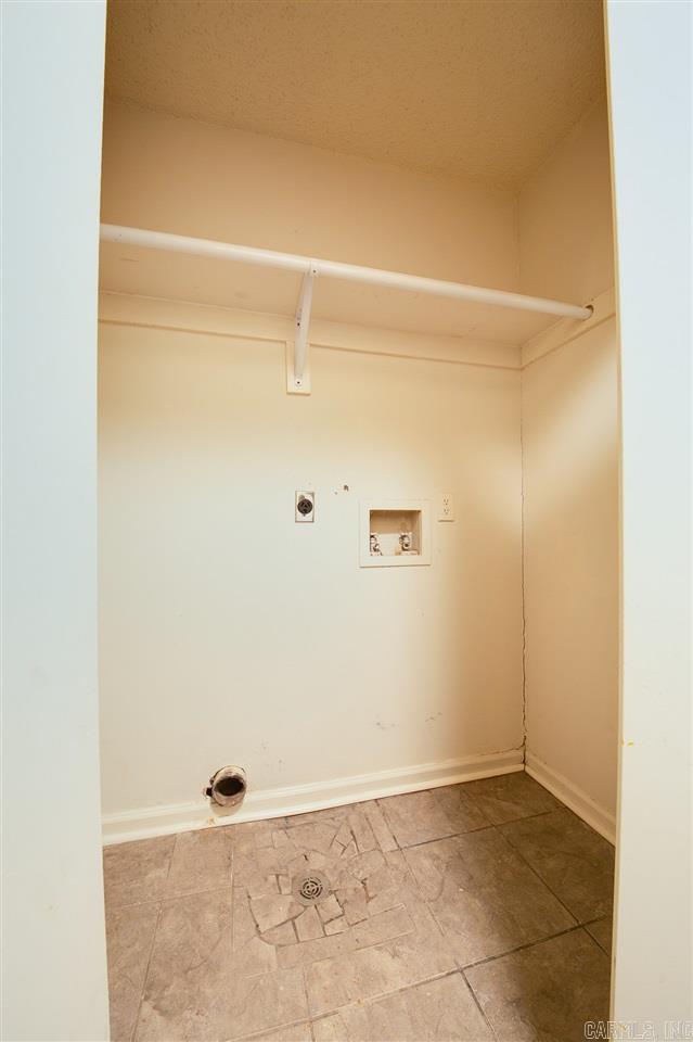 705 N Jackson  Cabot, AR