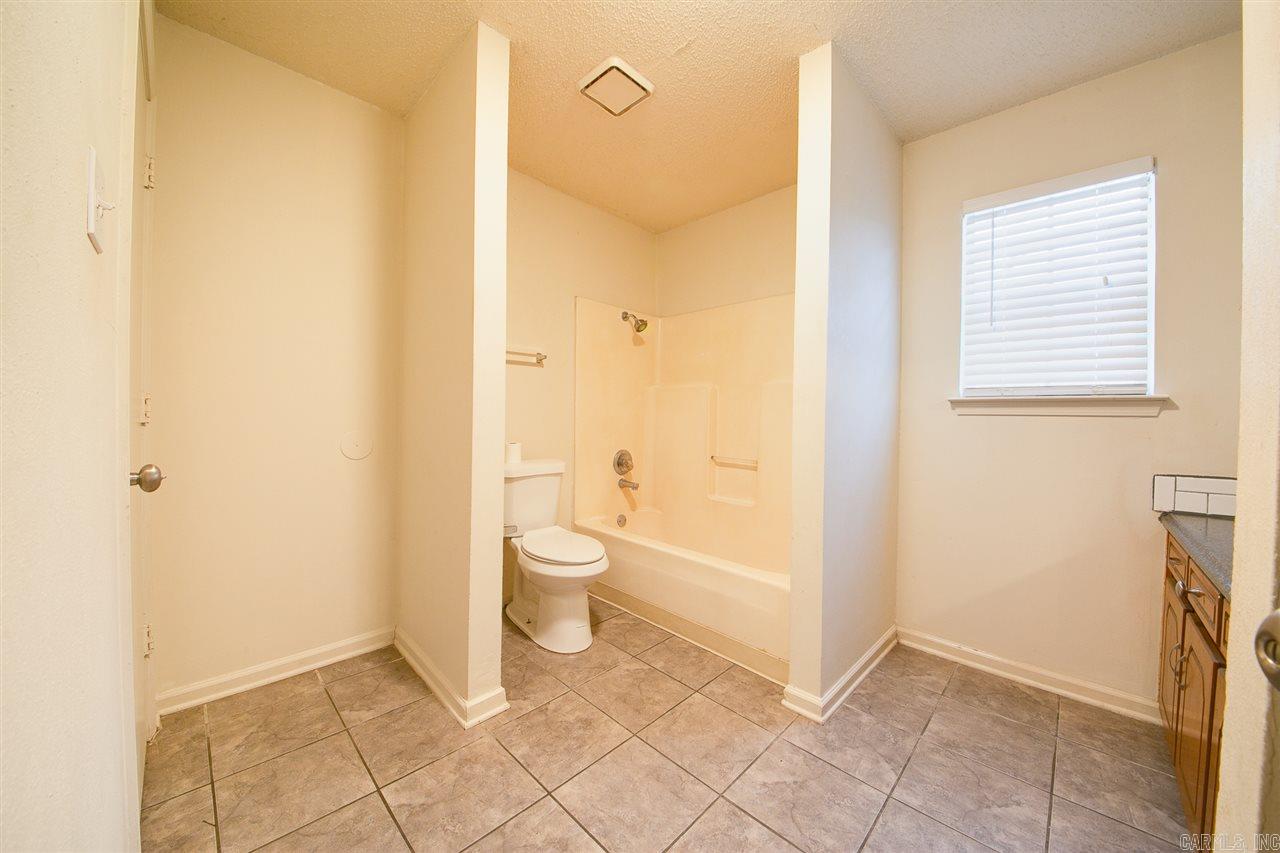 705 N Jackson  Cabot, AR