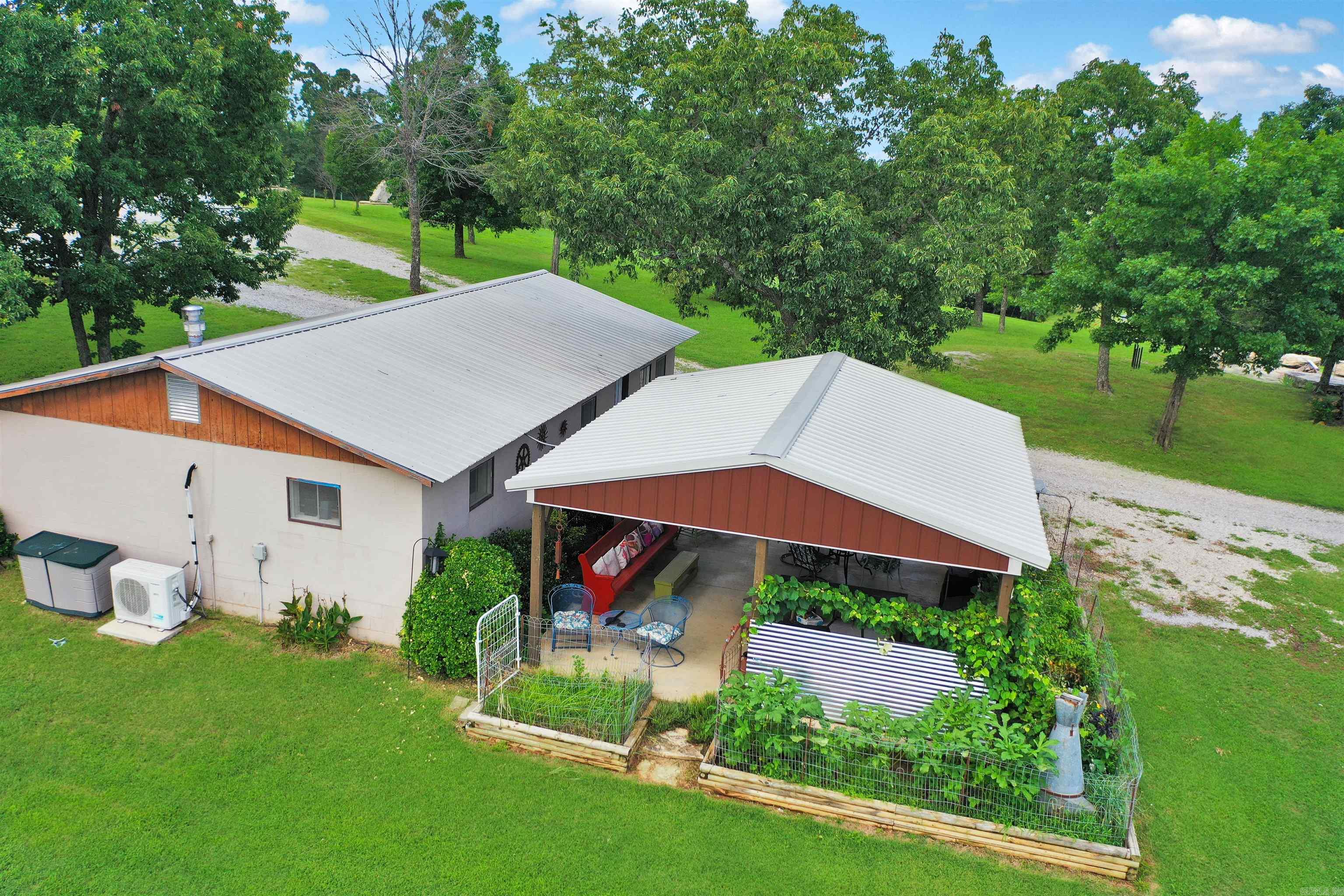 6633 Highway 201 S  Mountain Home, AR