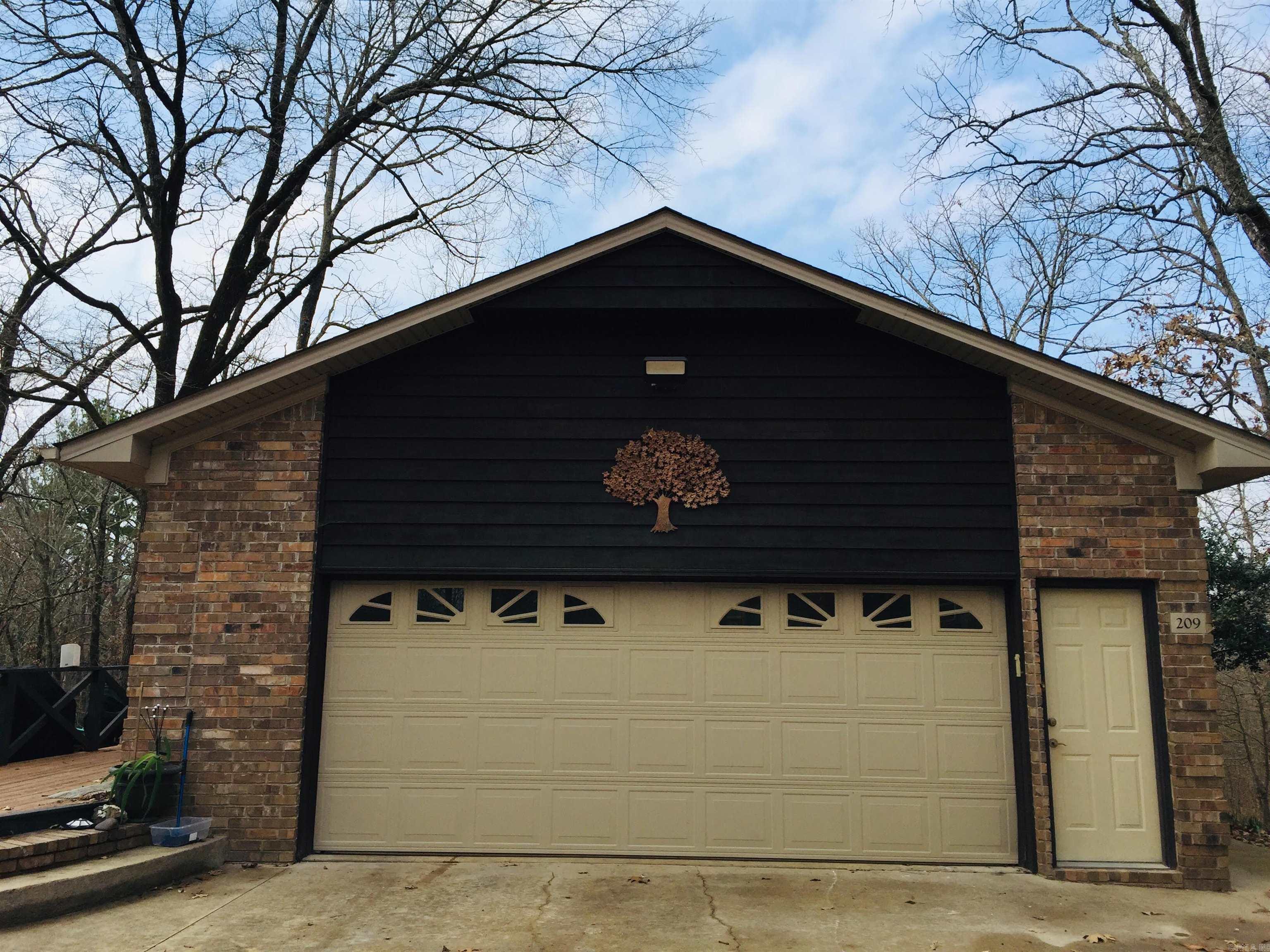 209 Redoak  Hot Springs, AR