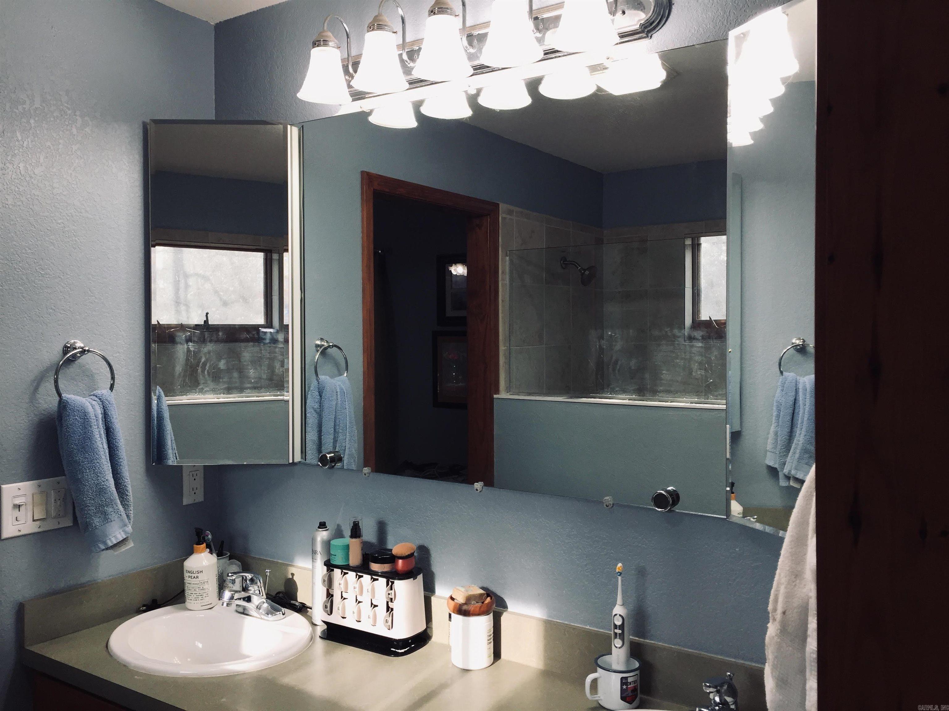 209 Redoak  Hot Springs, AR