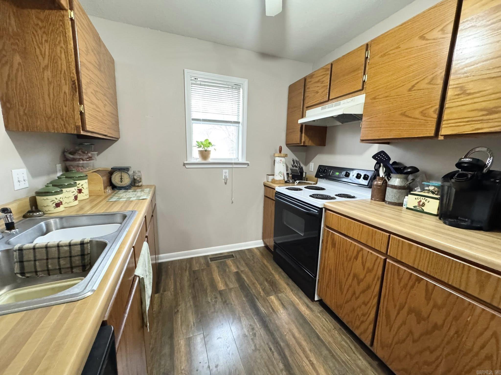 706 Parks Street  Mountain View, AR