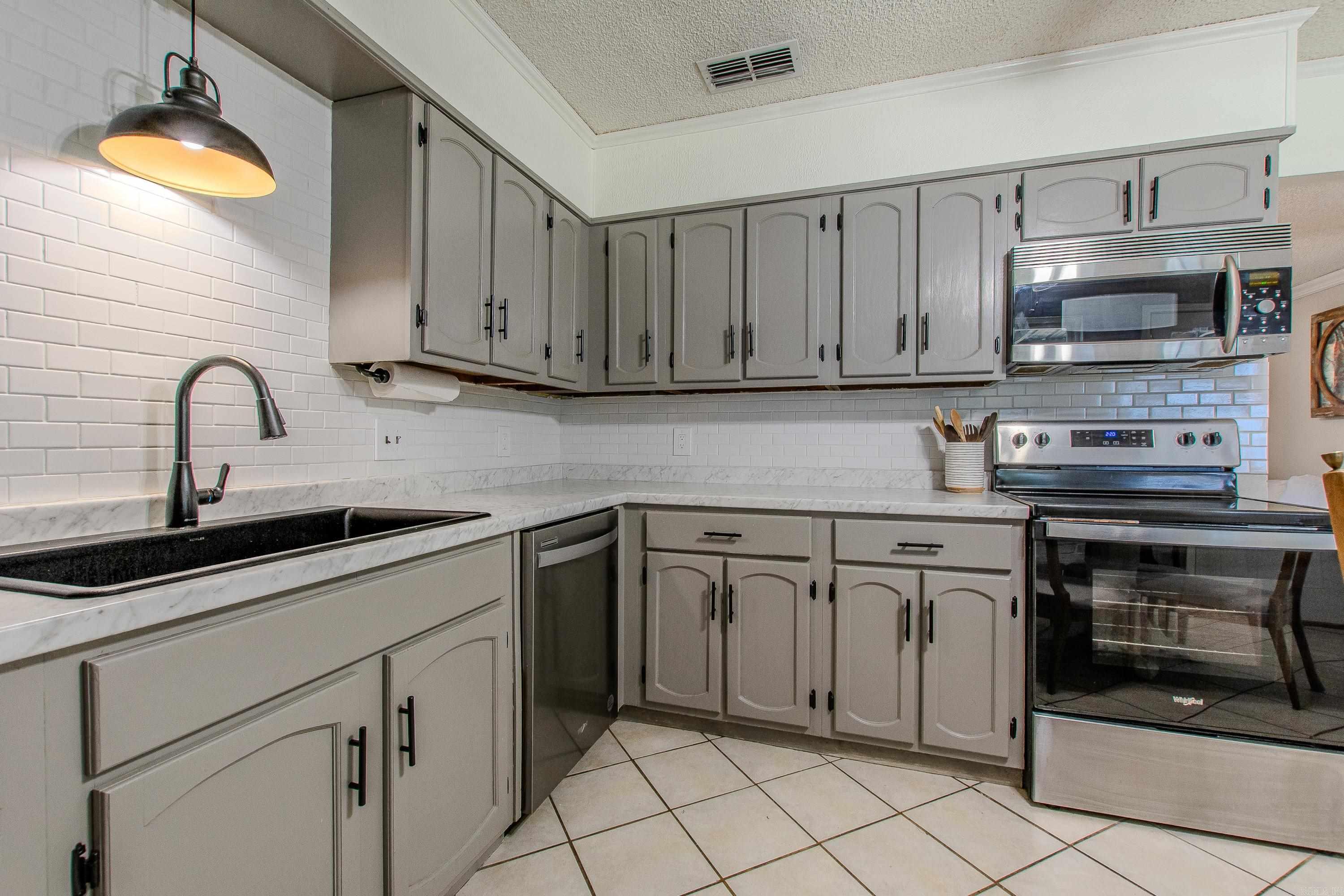 987 Joyce Drive  Benton, AR