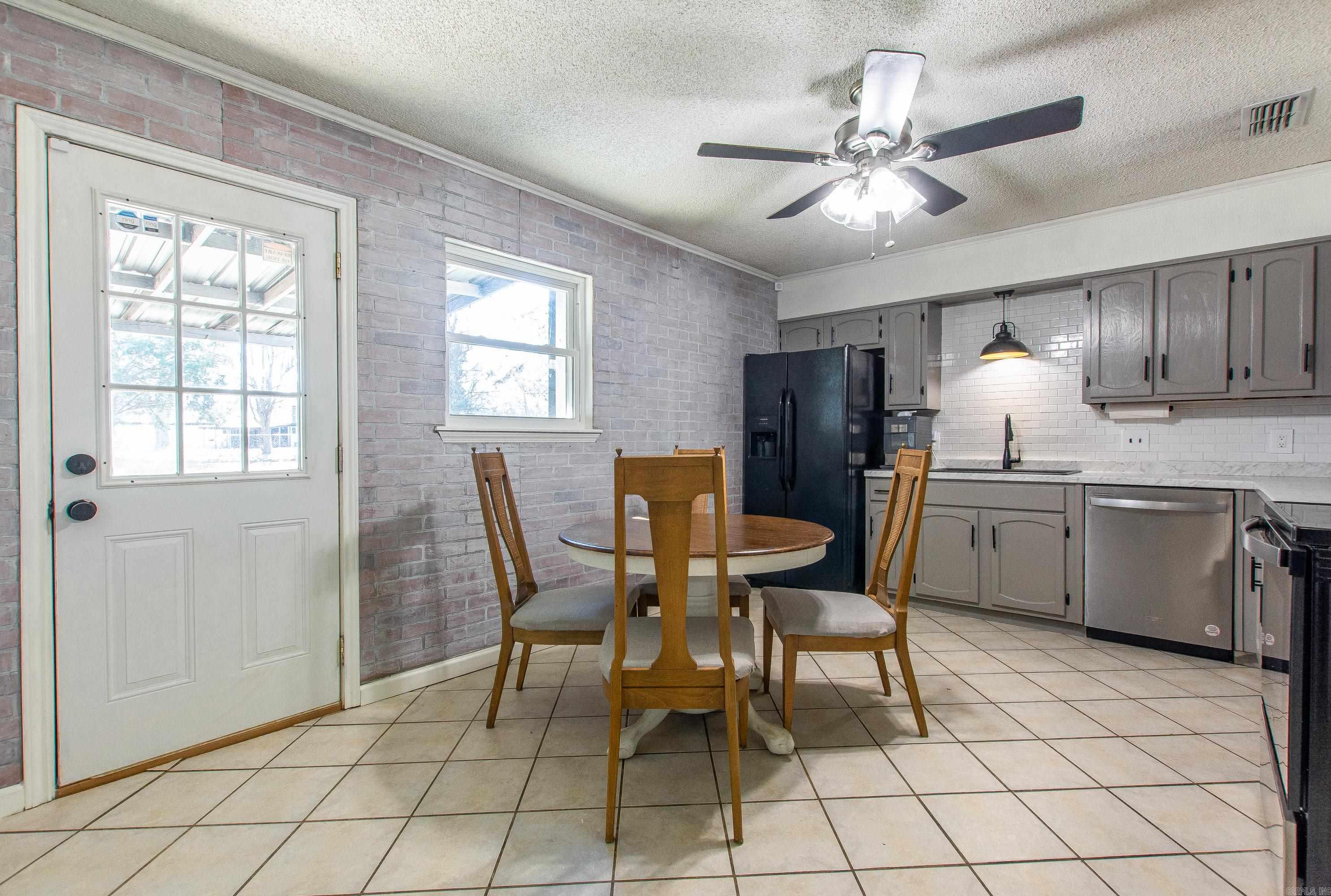 987 Joyce Drive  Benton, AR