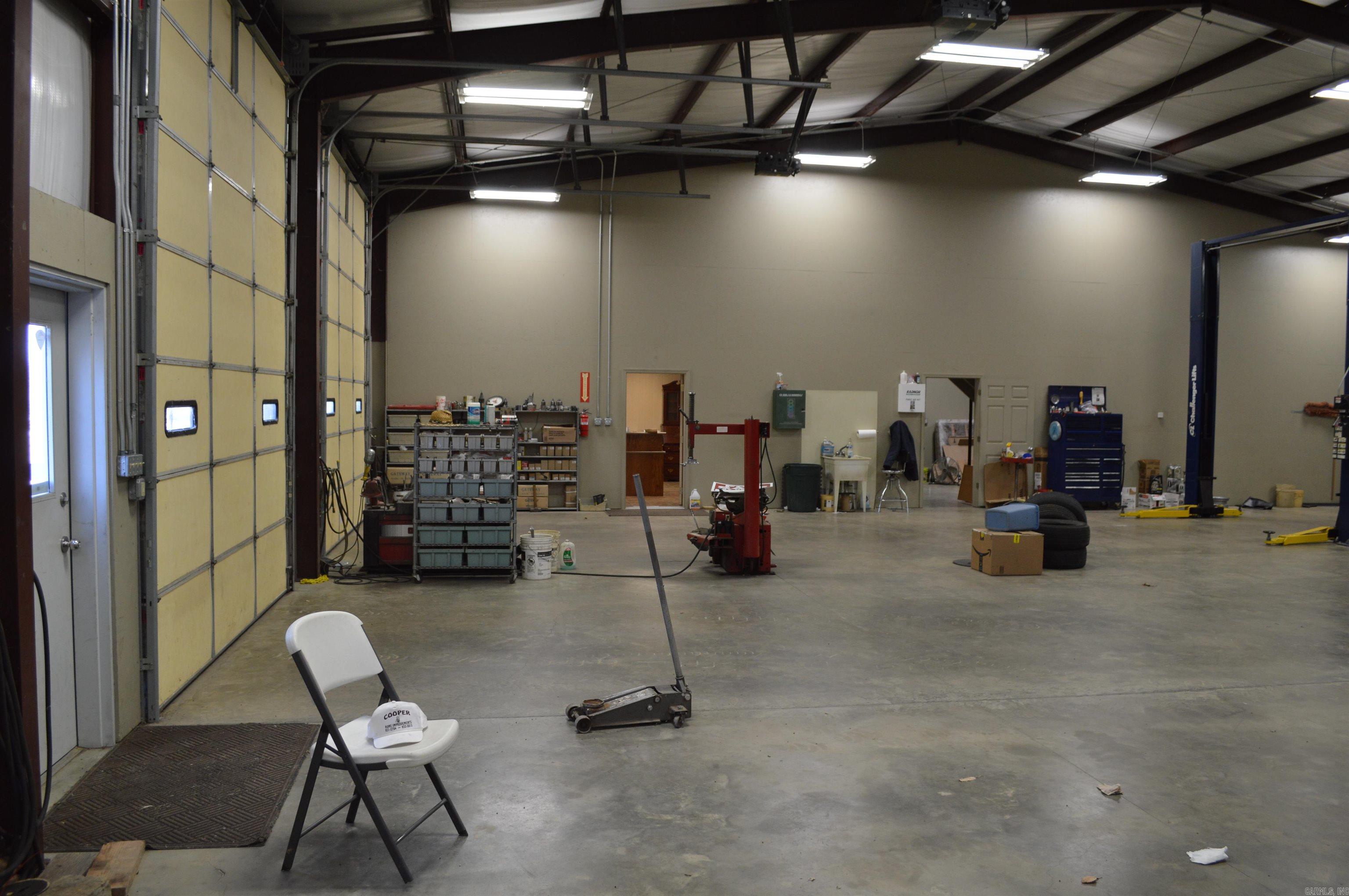 19520 E 14  Harrisburg, AR