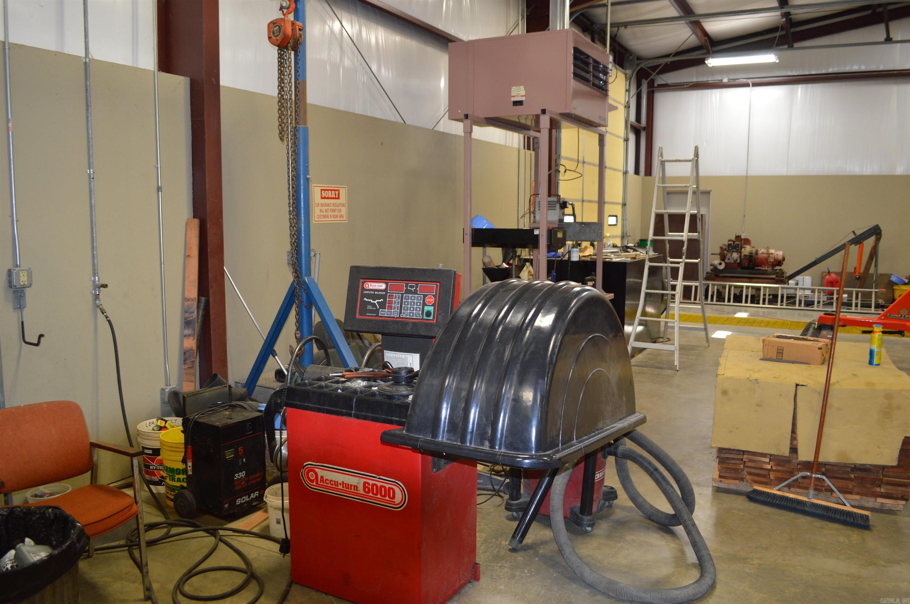 19520 E 14  Harrisburg, AR