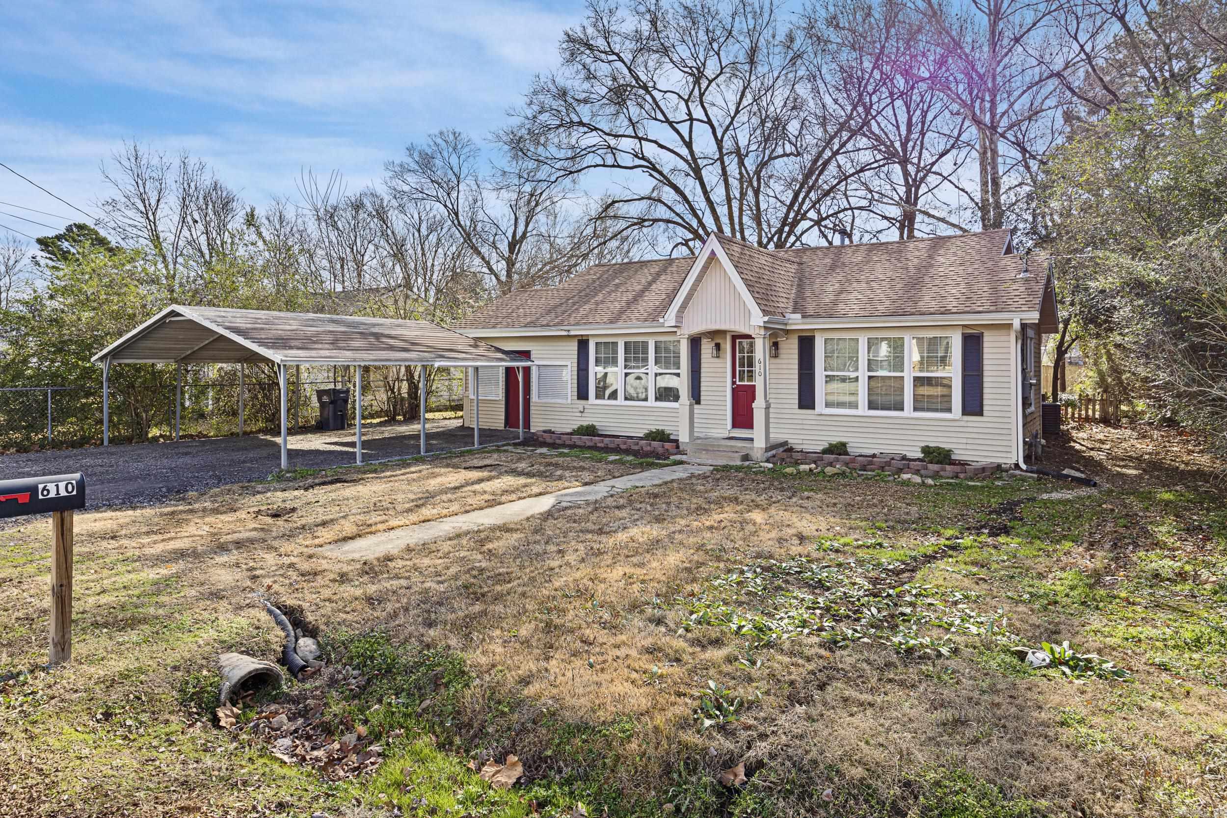 610 NE 2nd  Atkins, AR