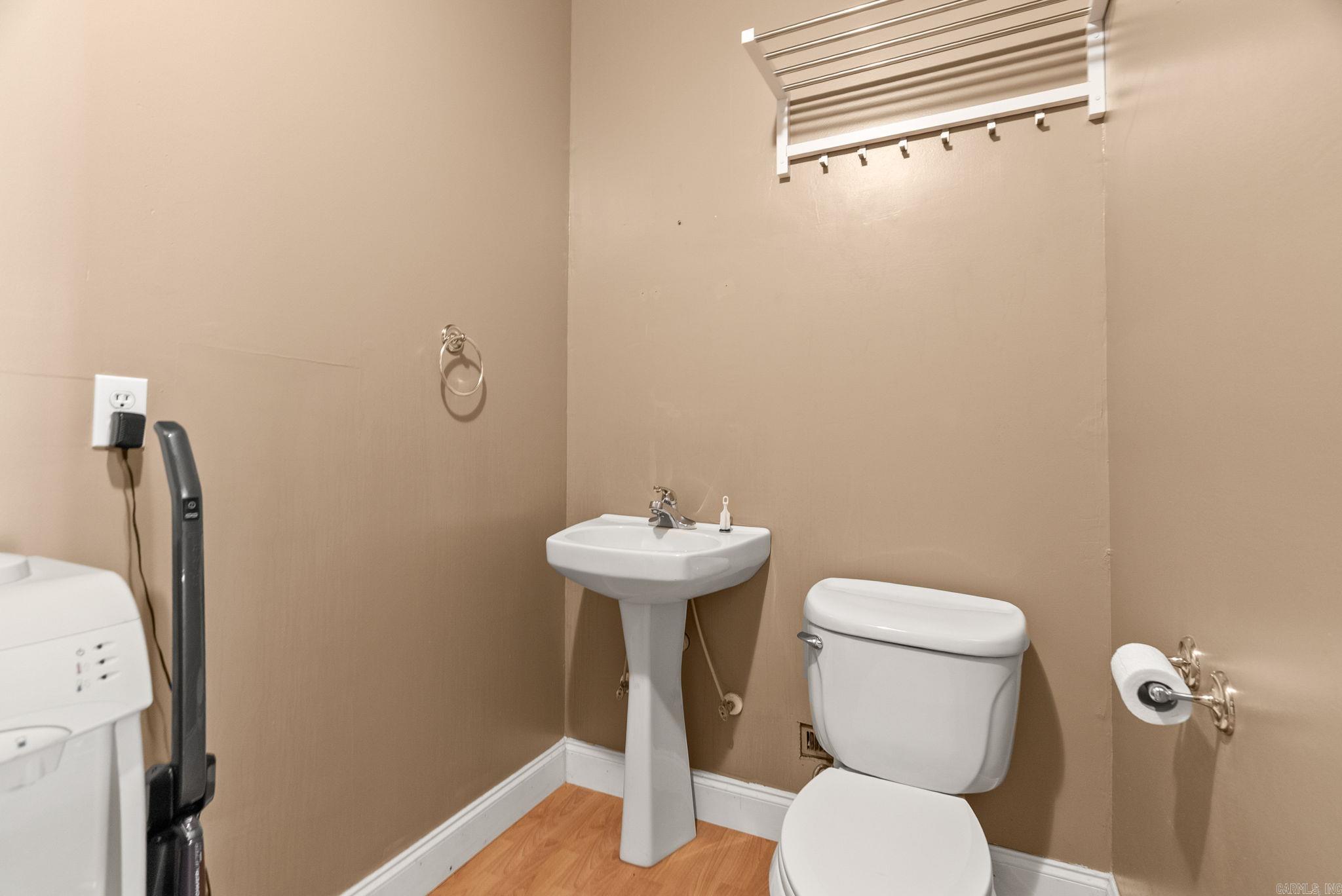 225 Sky King  Fairfield Bay, AR