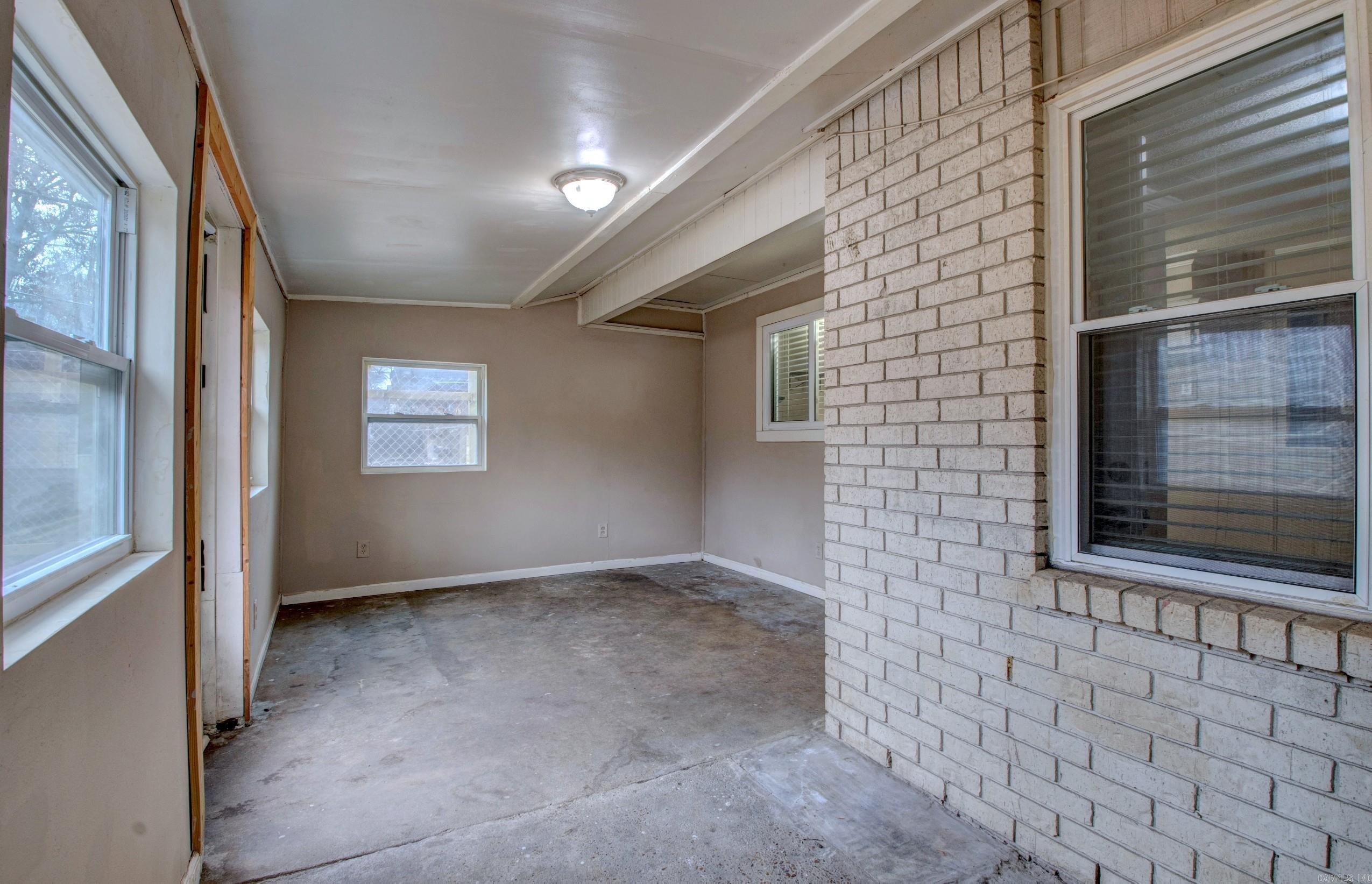 48 Parkridge Dr  North Little Rock, AR