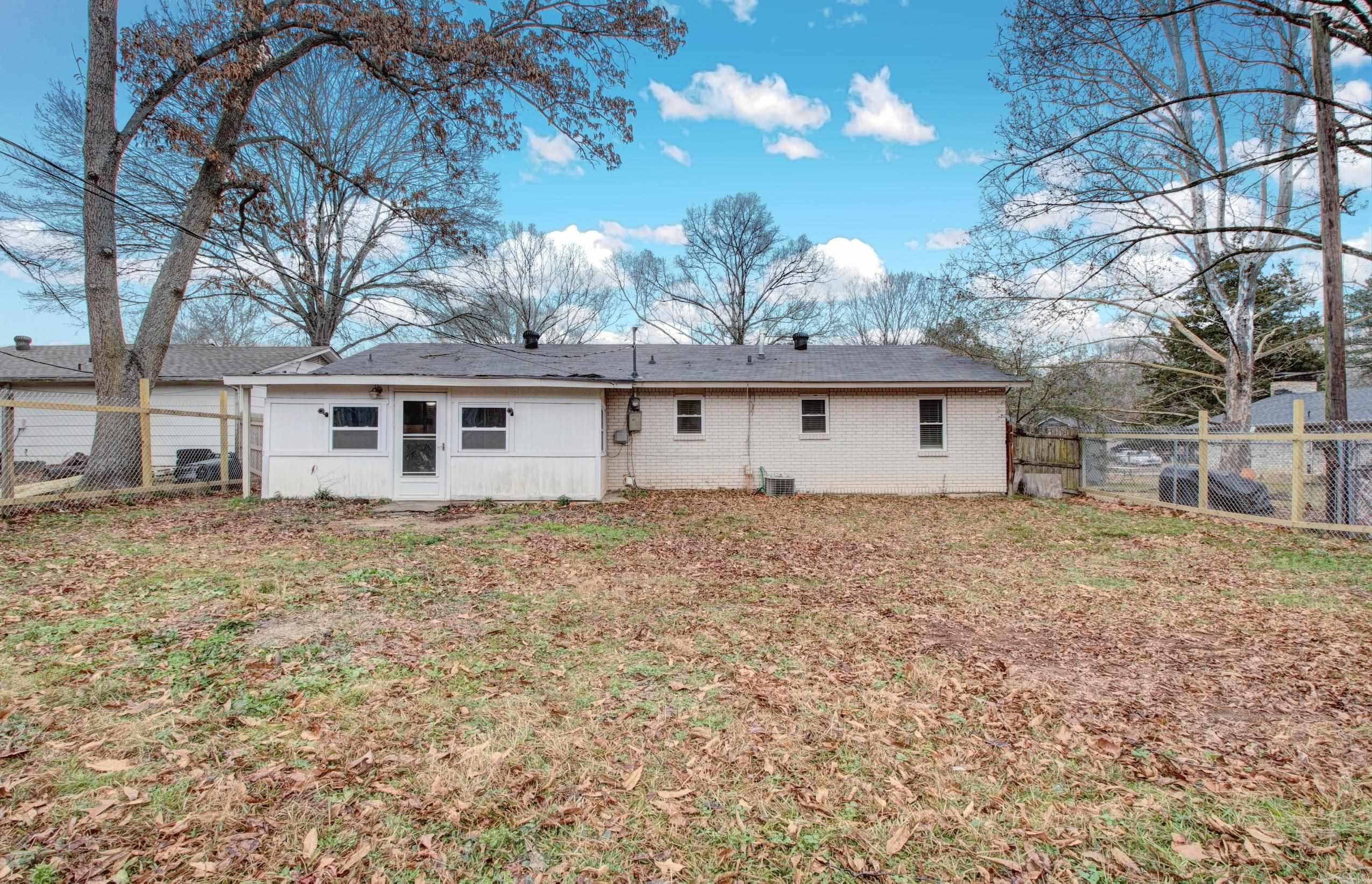 48 Parkridge Dr  North Little Rock, AR