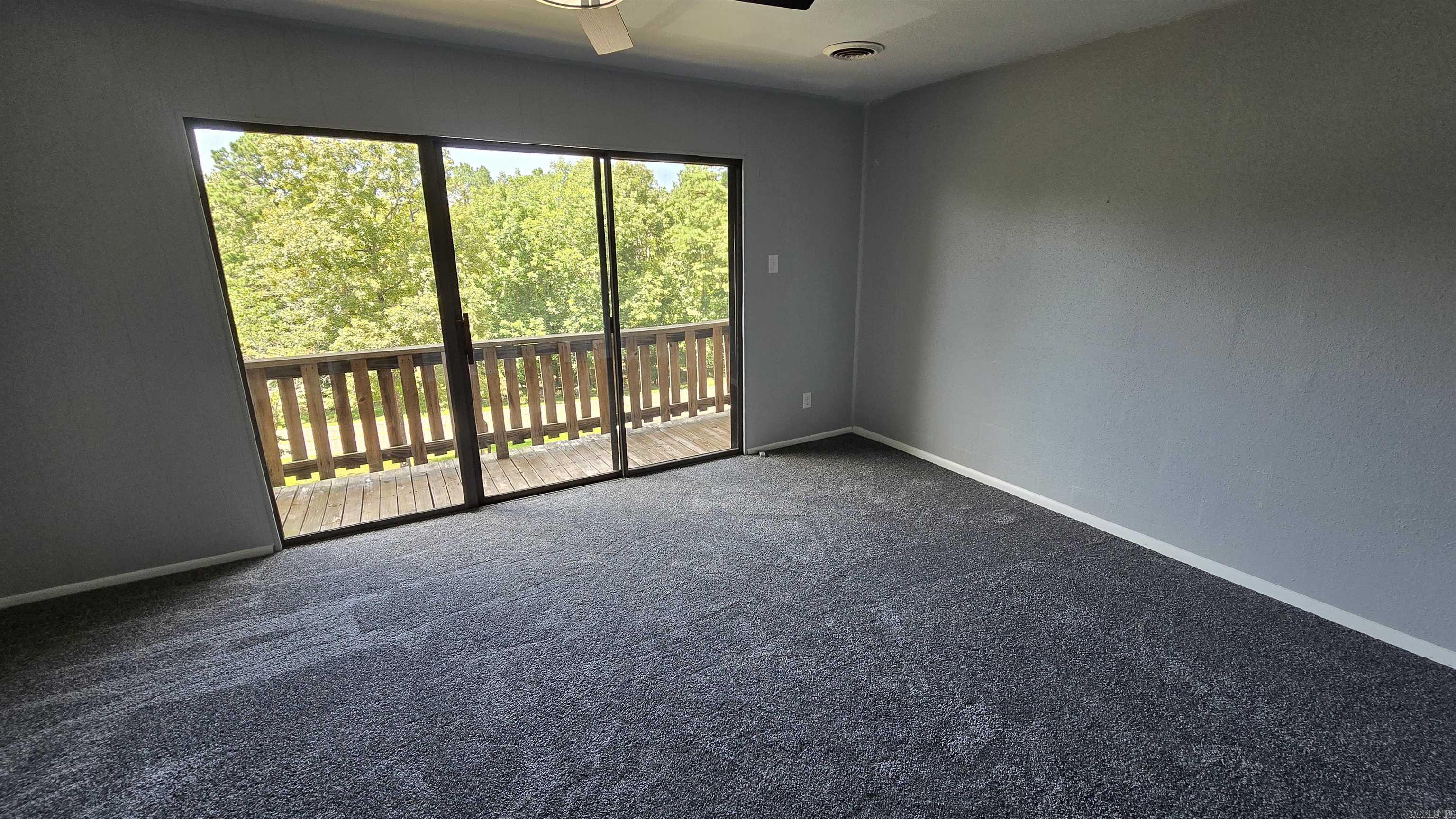 601 Dave Creek Parkway  Fairfield Bay, AR