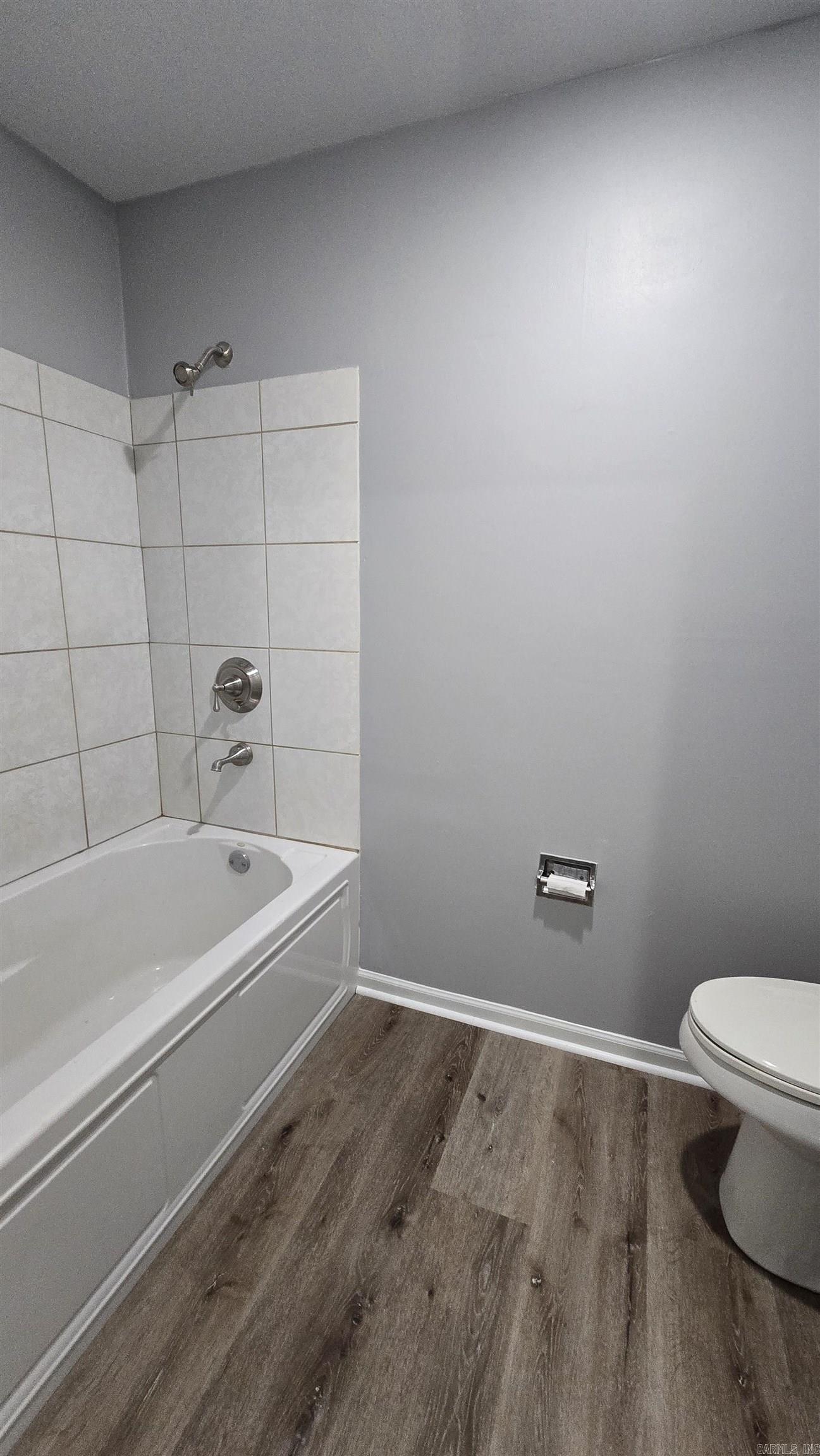 601 Dave Creek Parkway  Fairfield Bay, AR