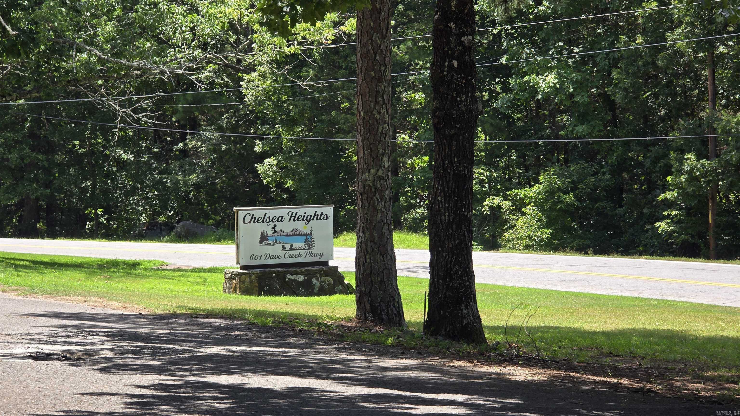 601 Dave Creek Parkway  Fairfield Bay, AR