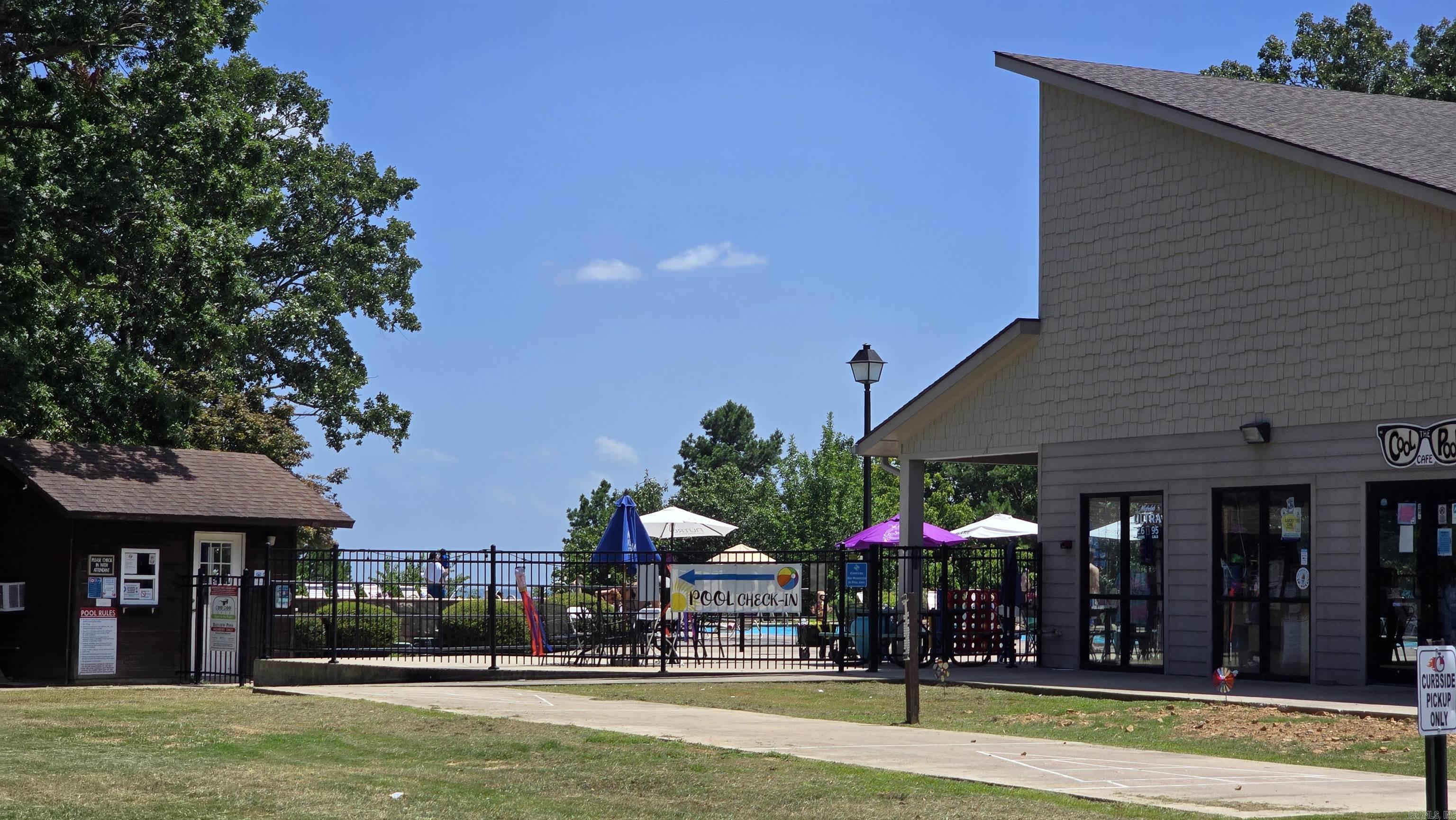 601 Dave Creek Parkway  Fairfield Bay, AR