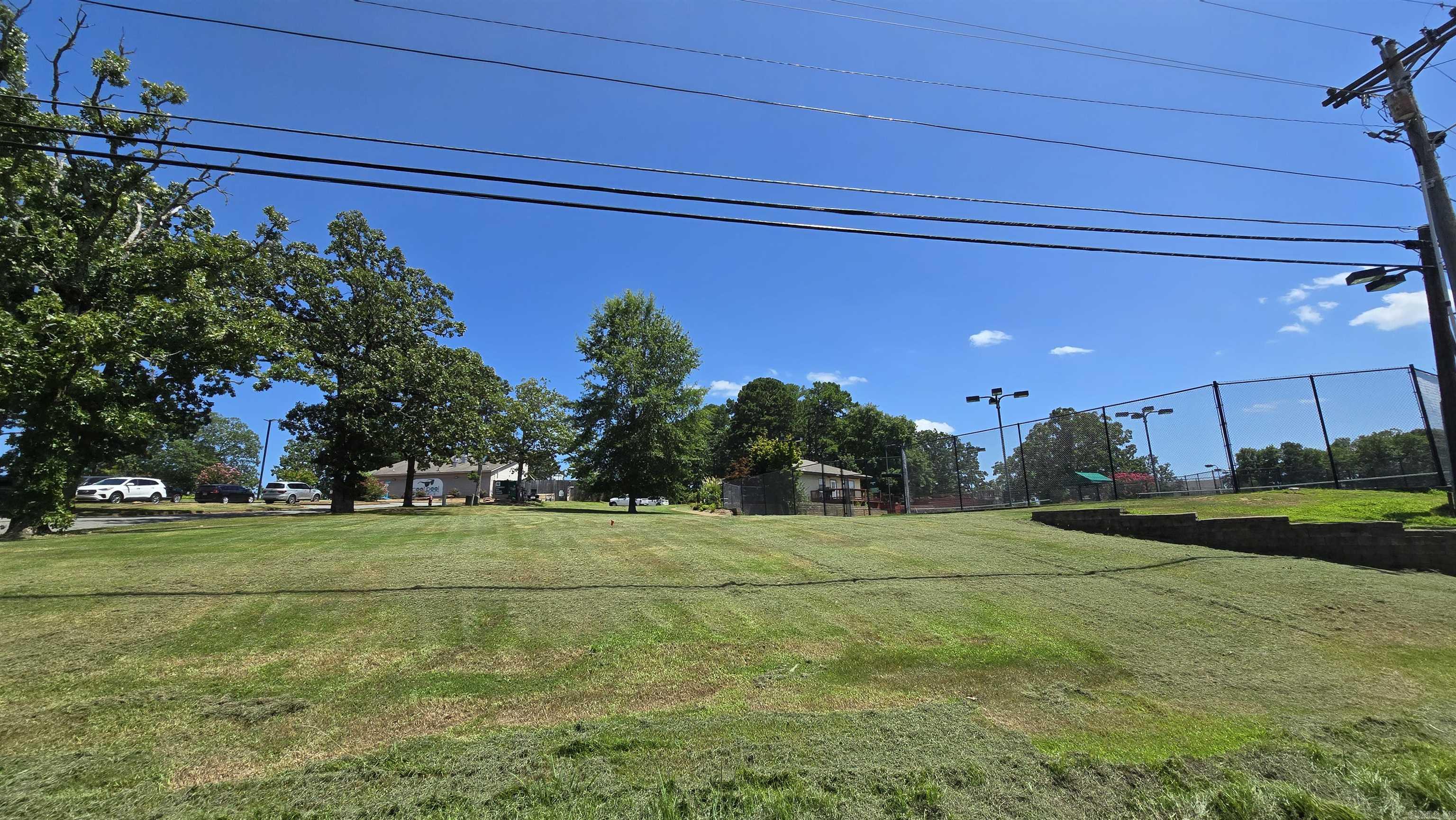 601 Dave Creek Parkway  Fairfield Bay, AR