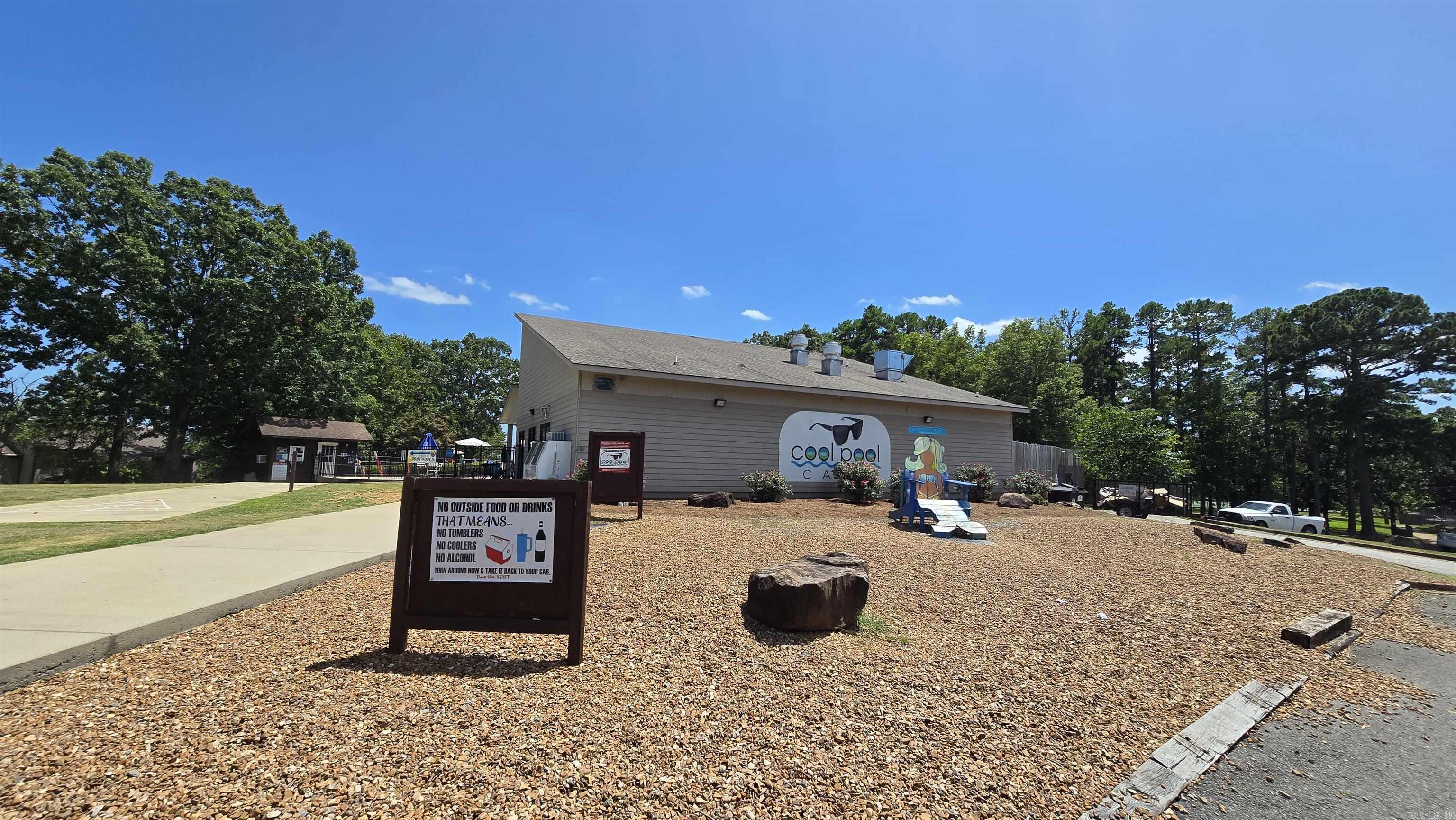 601 Dave Creek Parkway  Fairfield Bay, AR