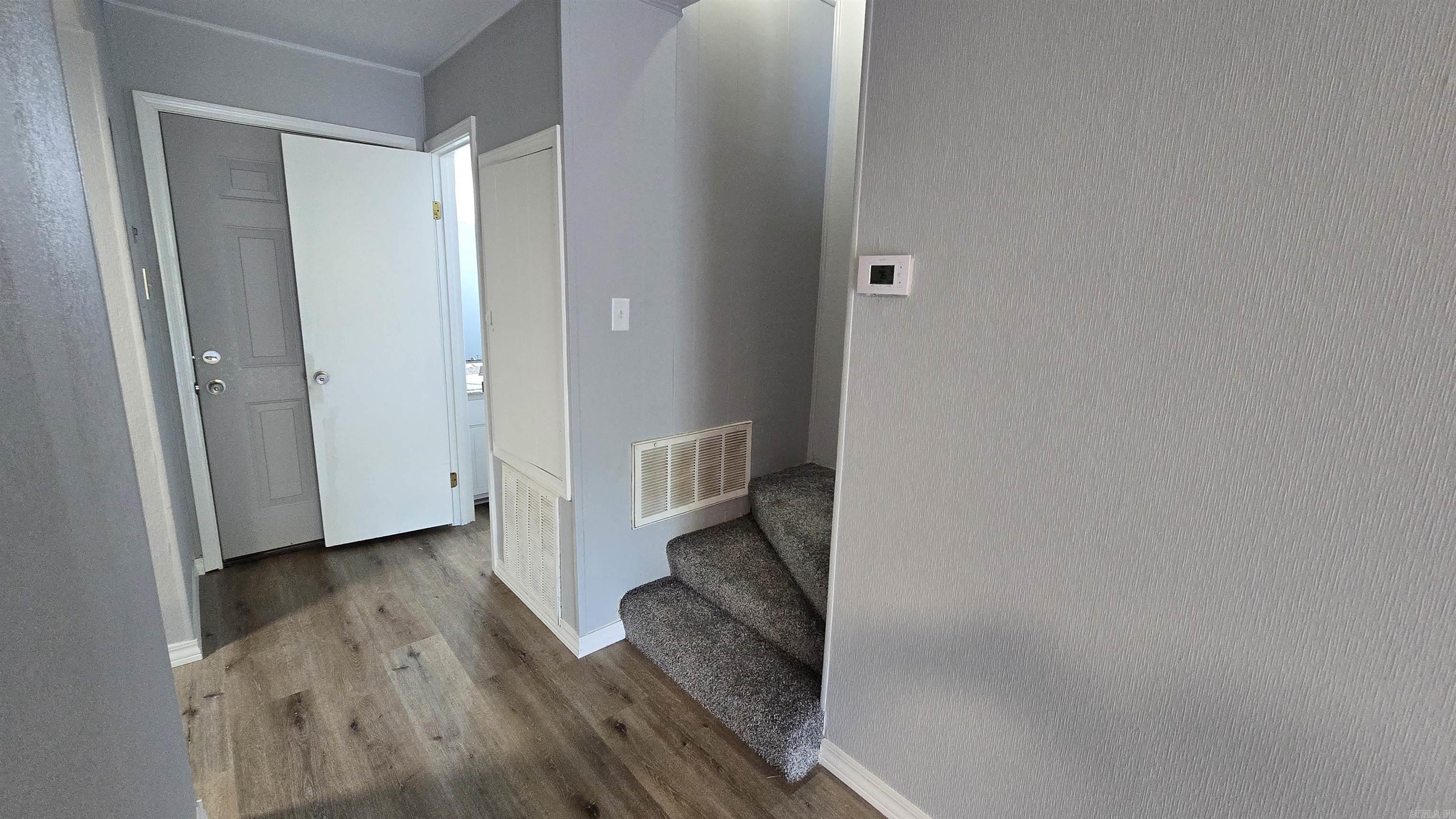 601 Dave Creek Parkway  Fairfield Bay, AR