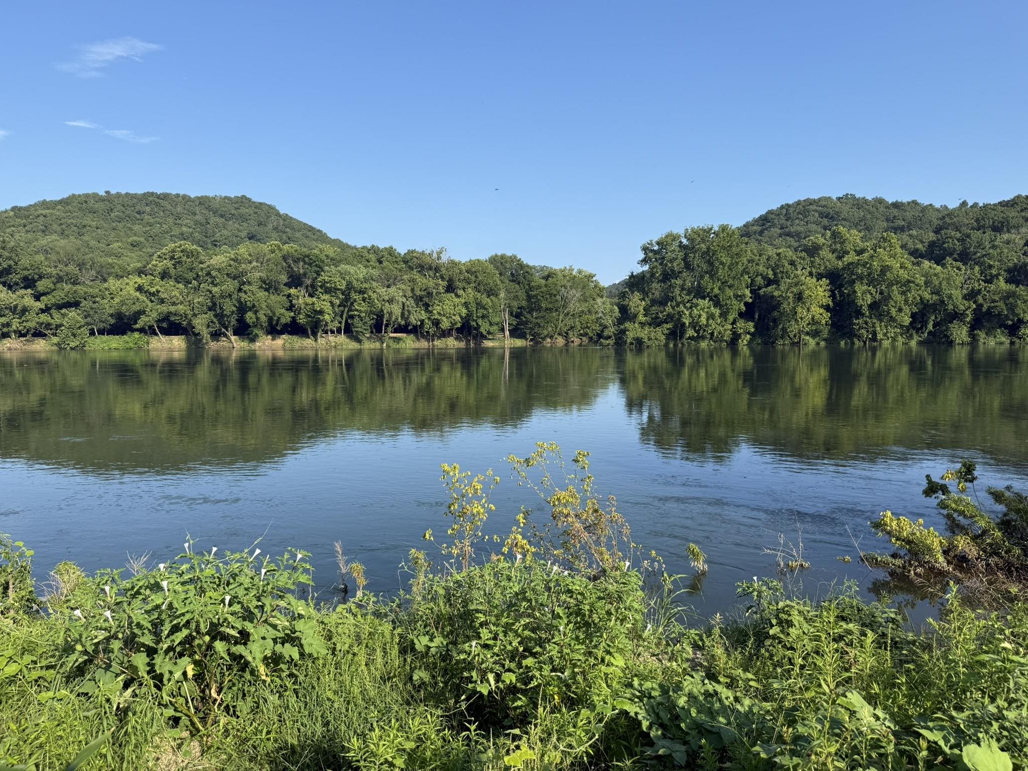 000 Schoolhouse Road  Melbourne, AR