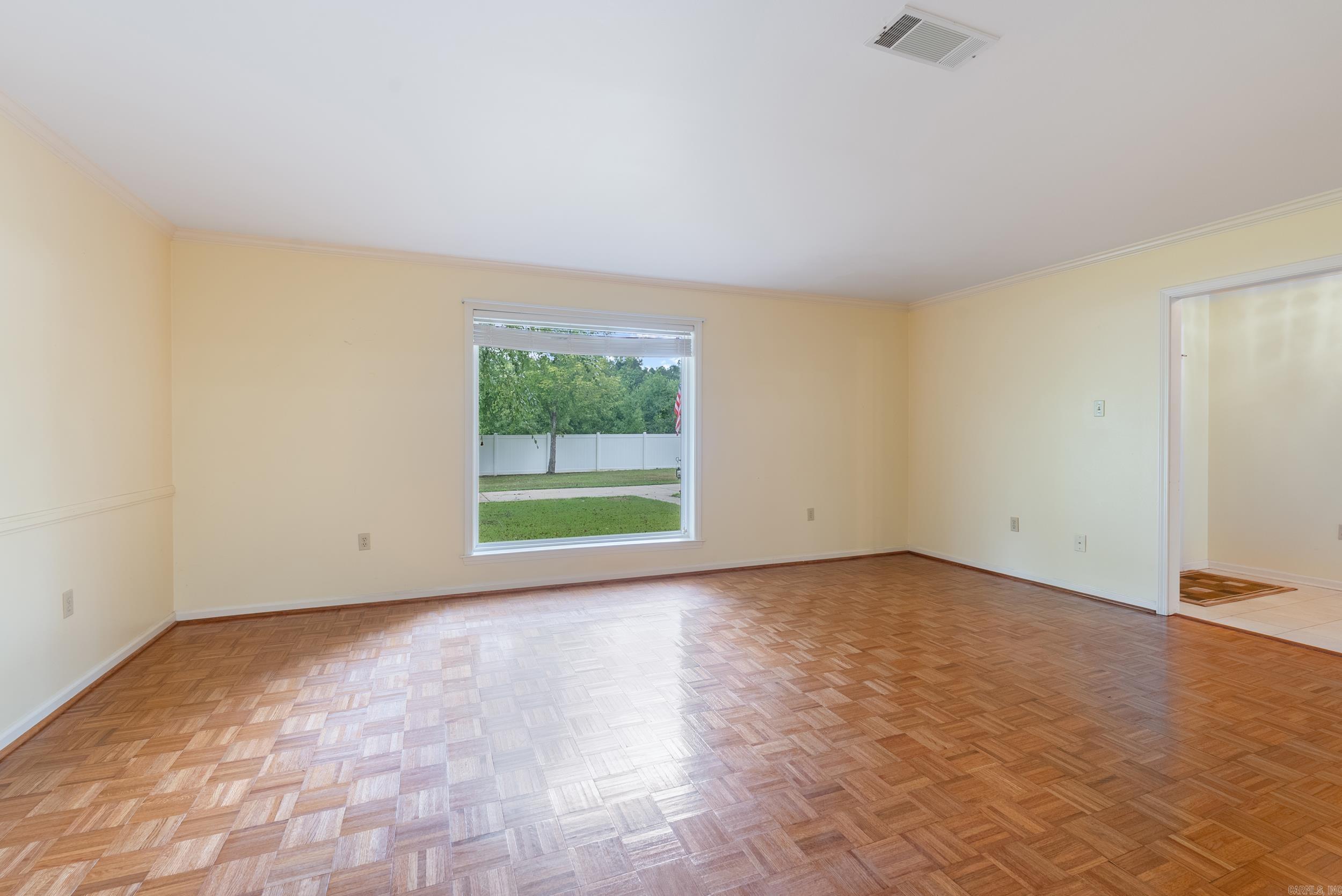 157 S Broadview  Greenbrier, AR