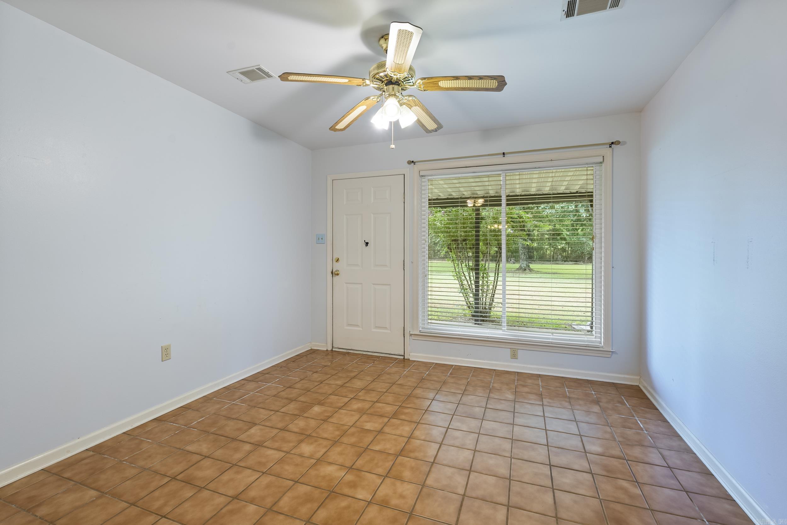 157 S Broadview  Greenbrier, AR