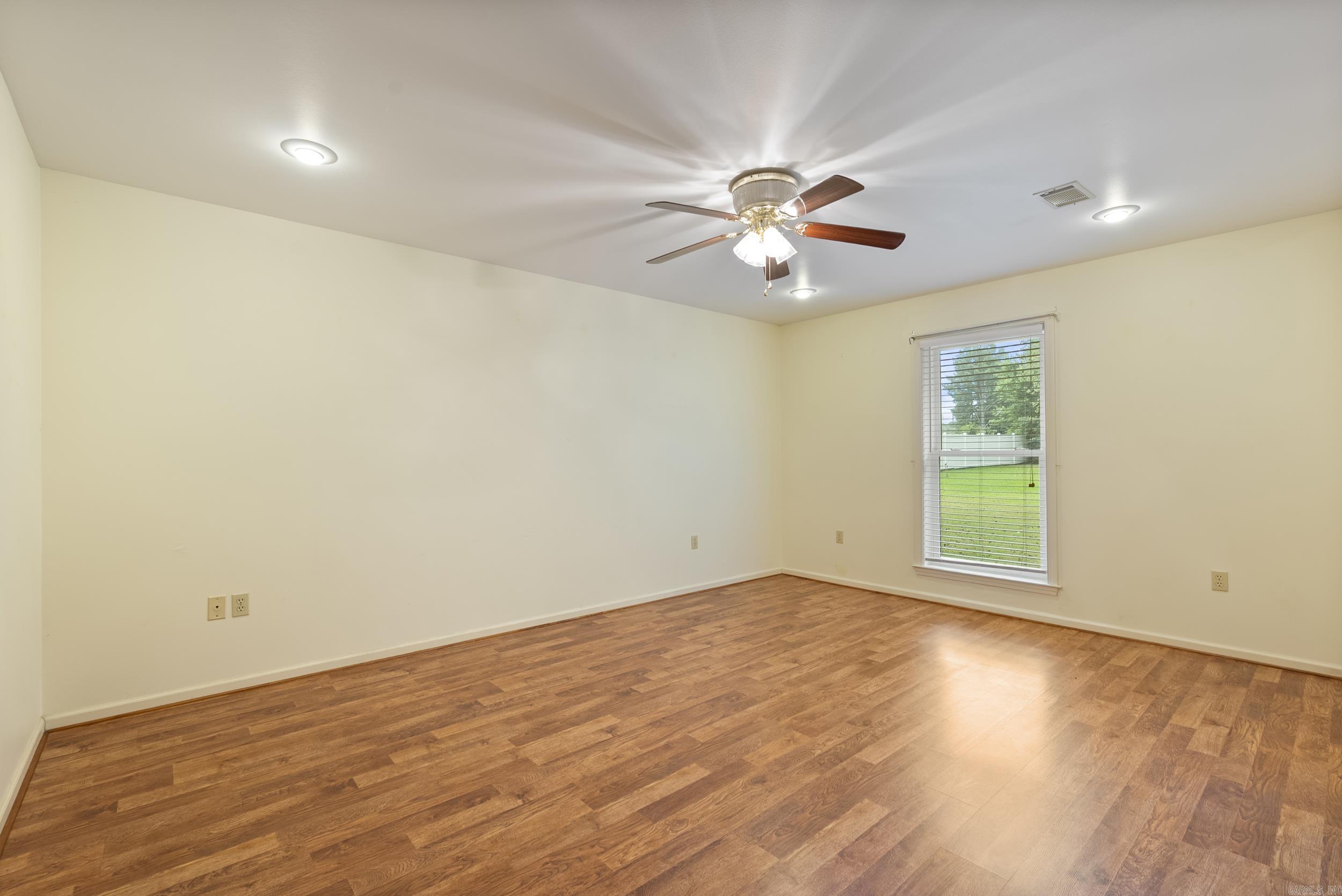 157 S Broadview  Greenbrier, AR