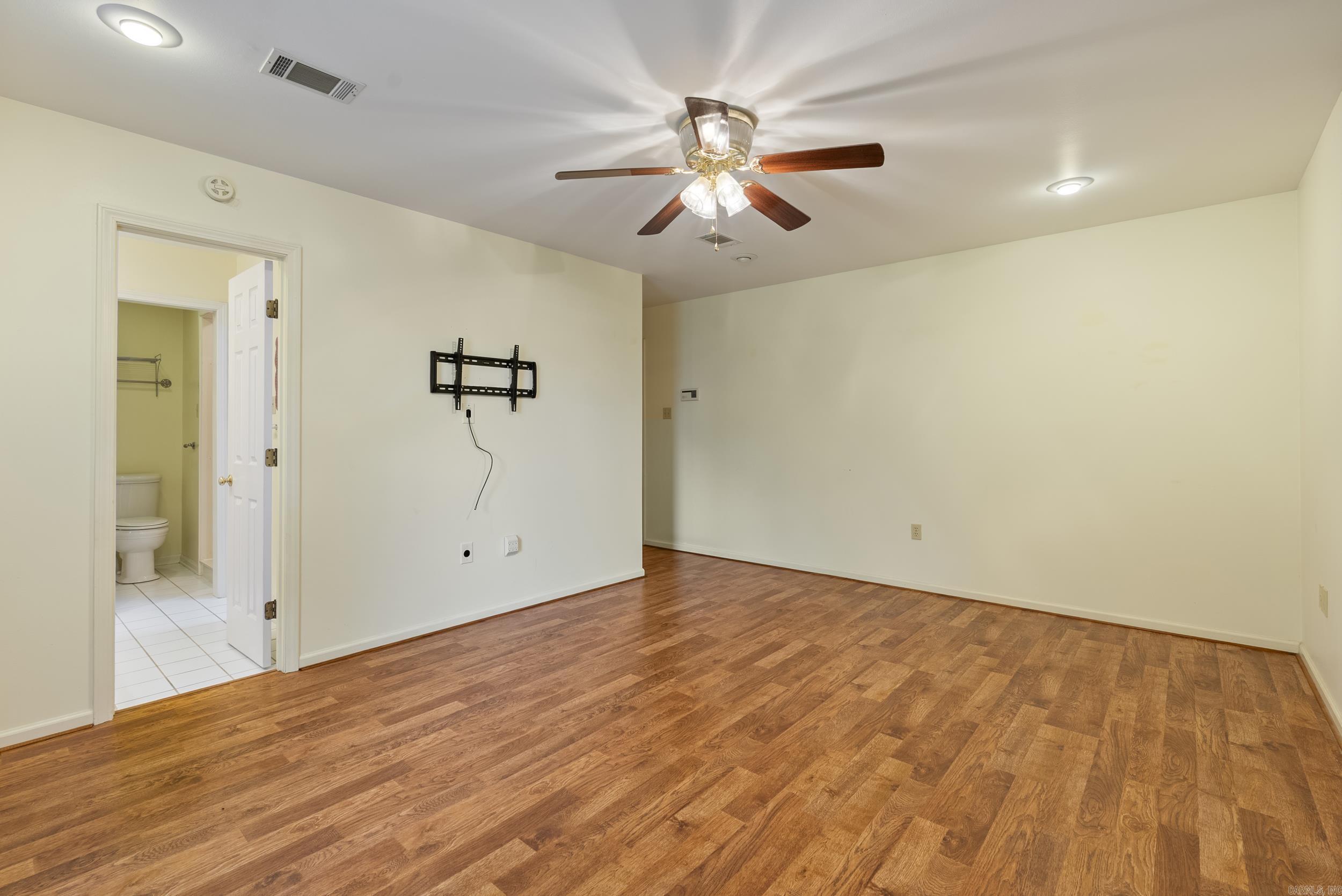 157 S Broadview  Greenbrier, AR