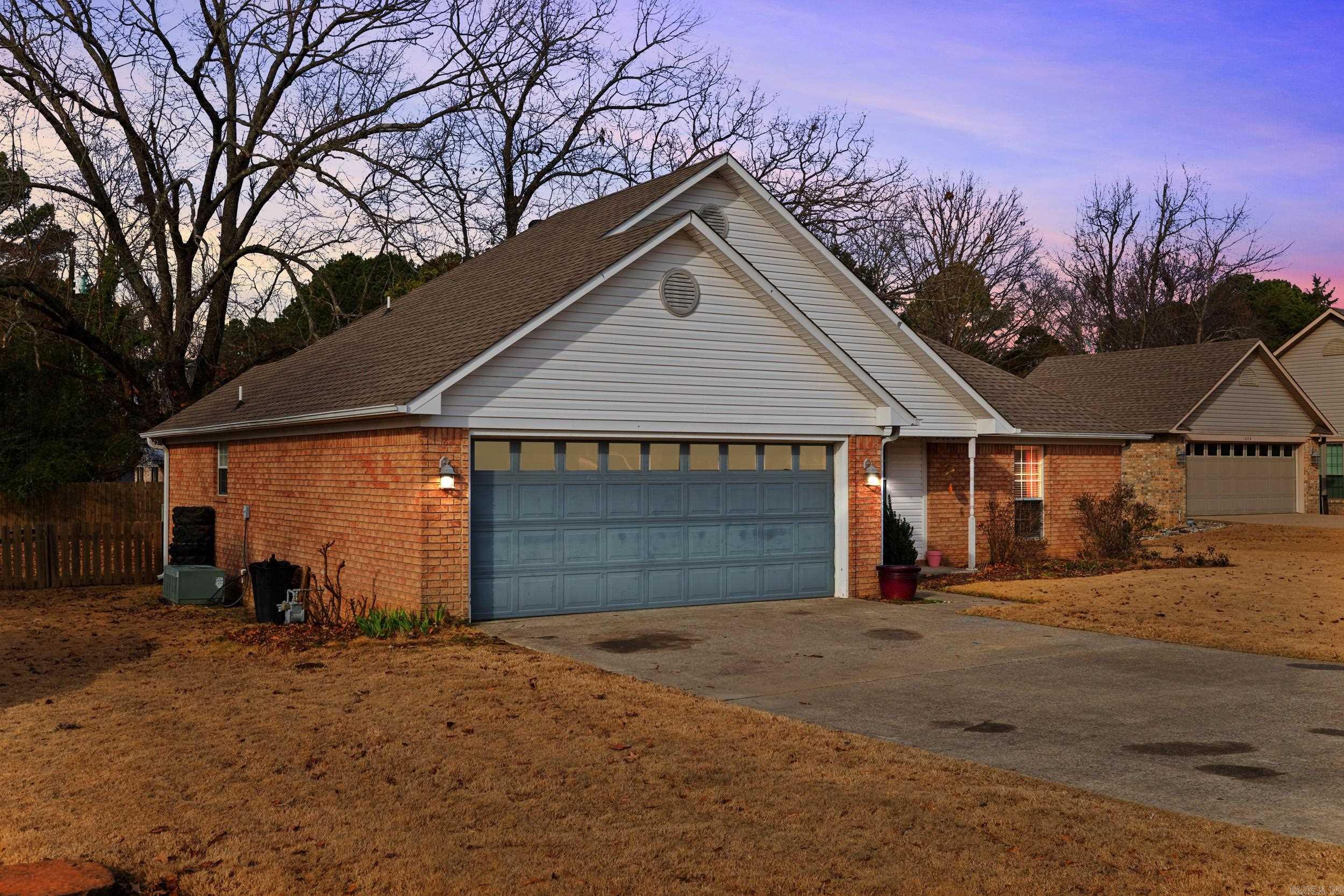 1600 Ridgefield Dr  Heber Springs, AR