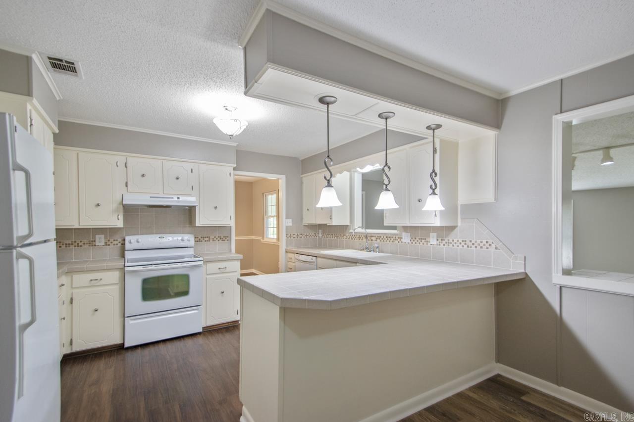 5710 Oakbrook Road Alexander, AR 72002