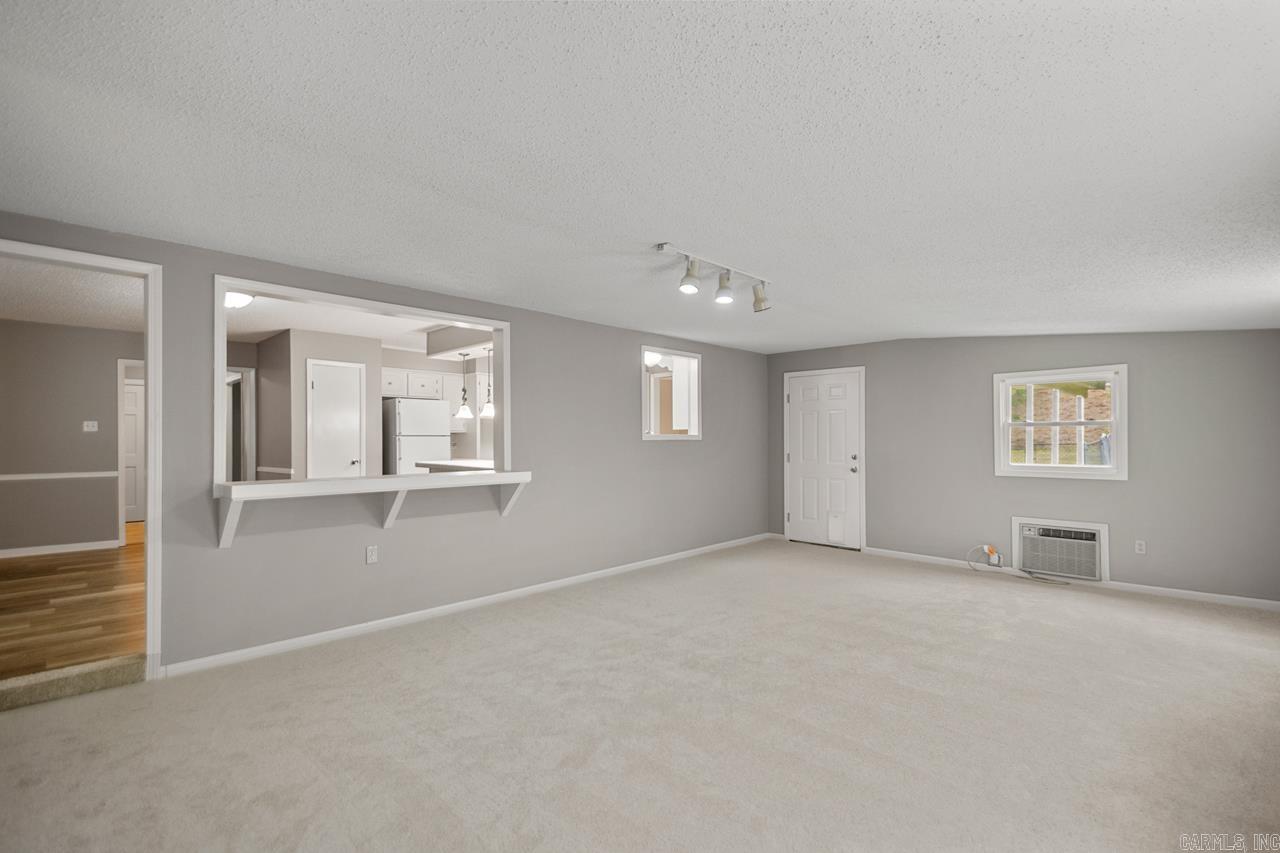 5710 Oakbrook Road Alexander, AR 72002