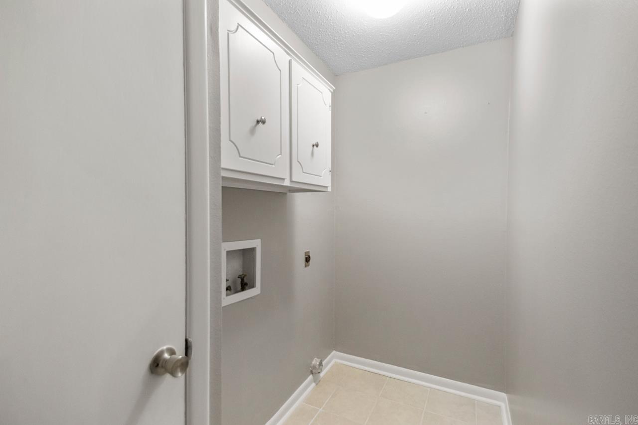 5710 Oakbrook Road Alexander, AR 72002