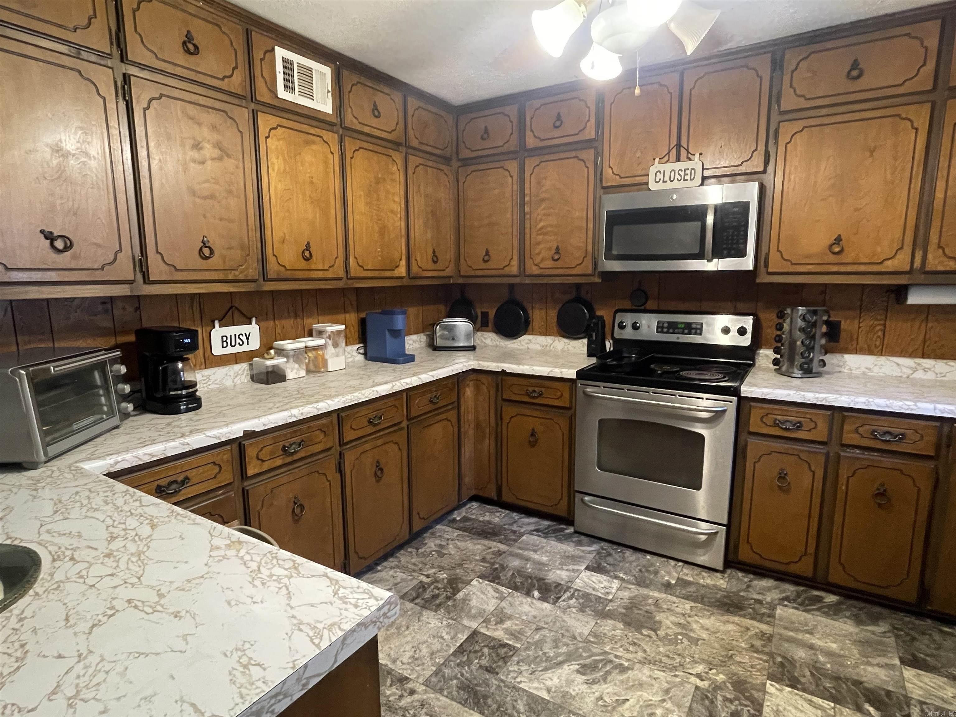 623 Highway 5  Rose Bud, AR