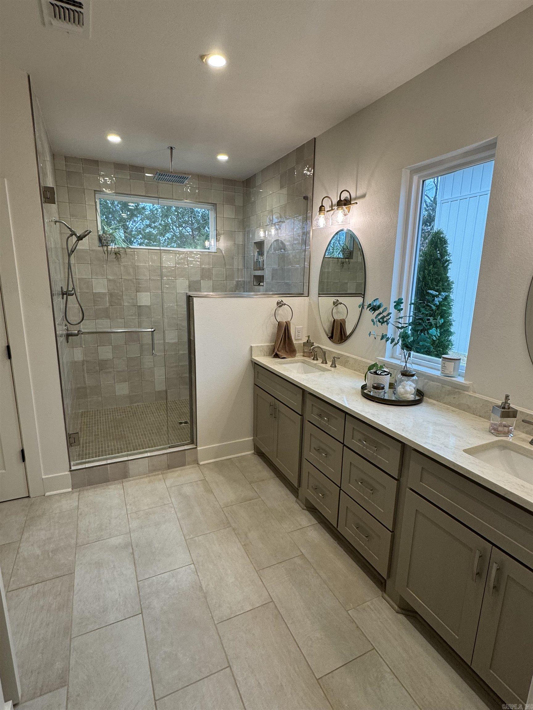 75 Summit  Conway, AR