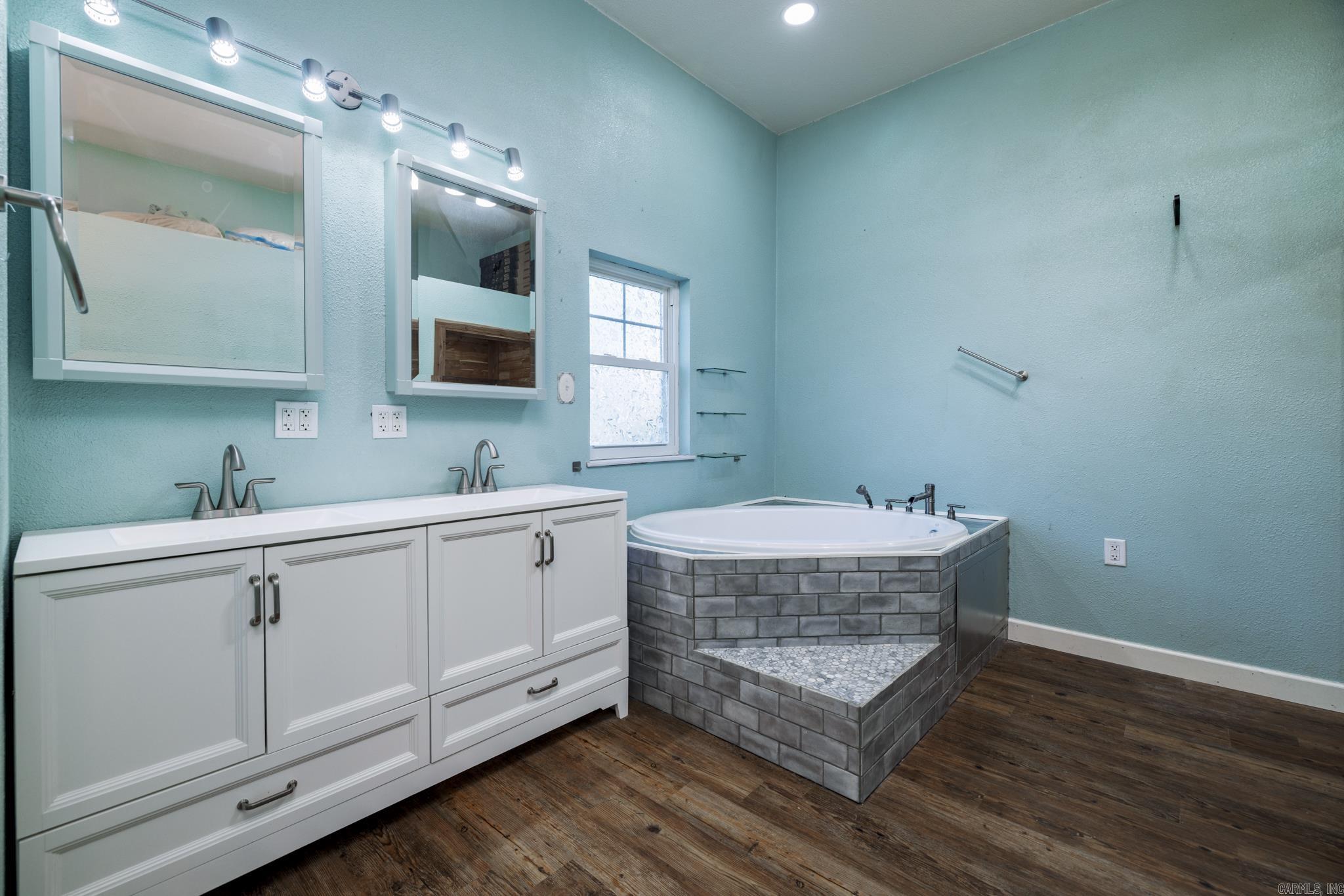 125 Boyette Loop  Malvern, AR