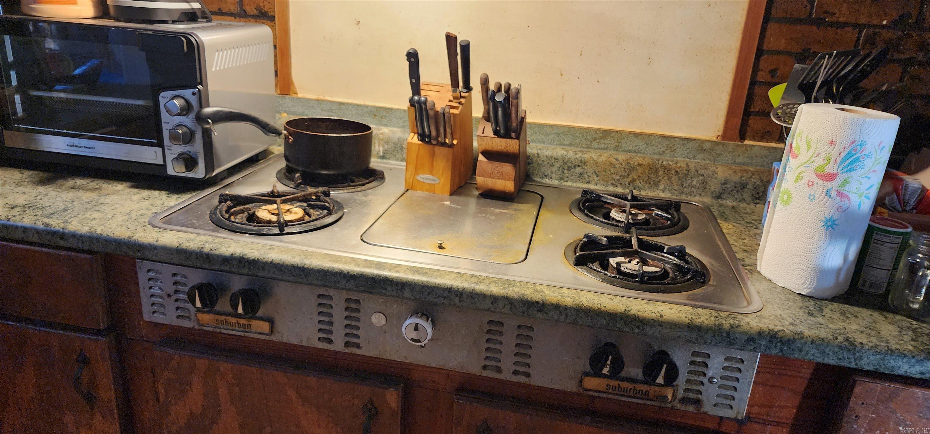 215 W Spring  Ola, AR