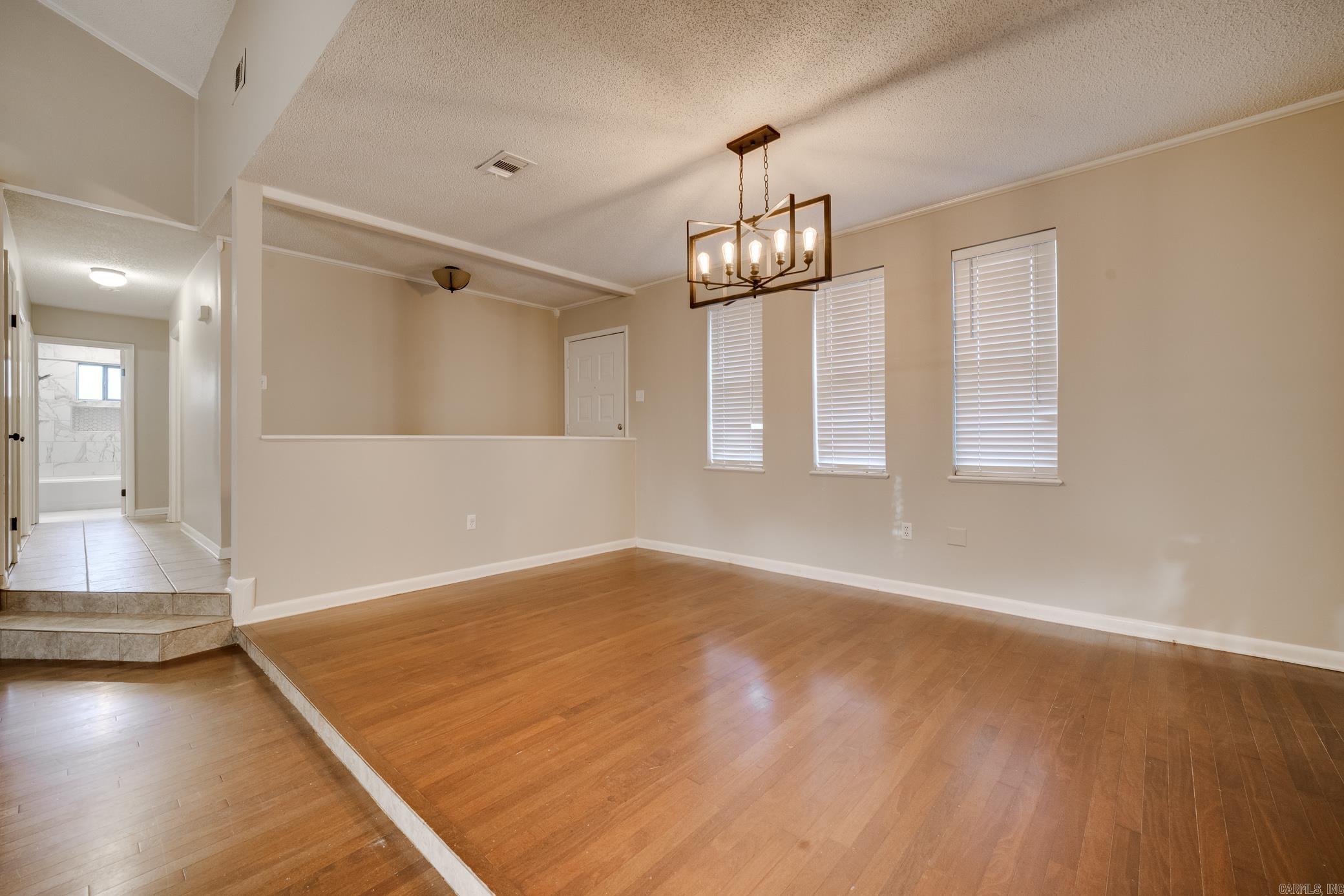 5 Piney Cove  Maumelle, AR