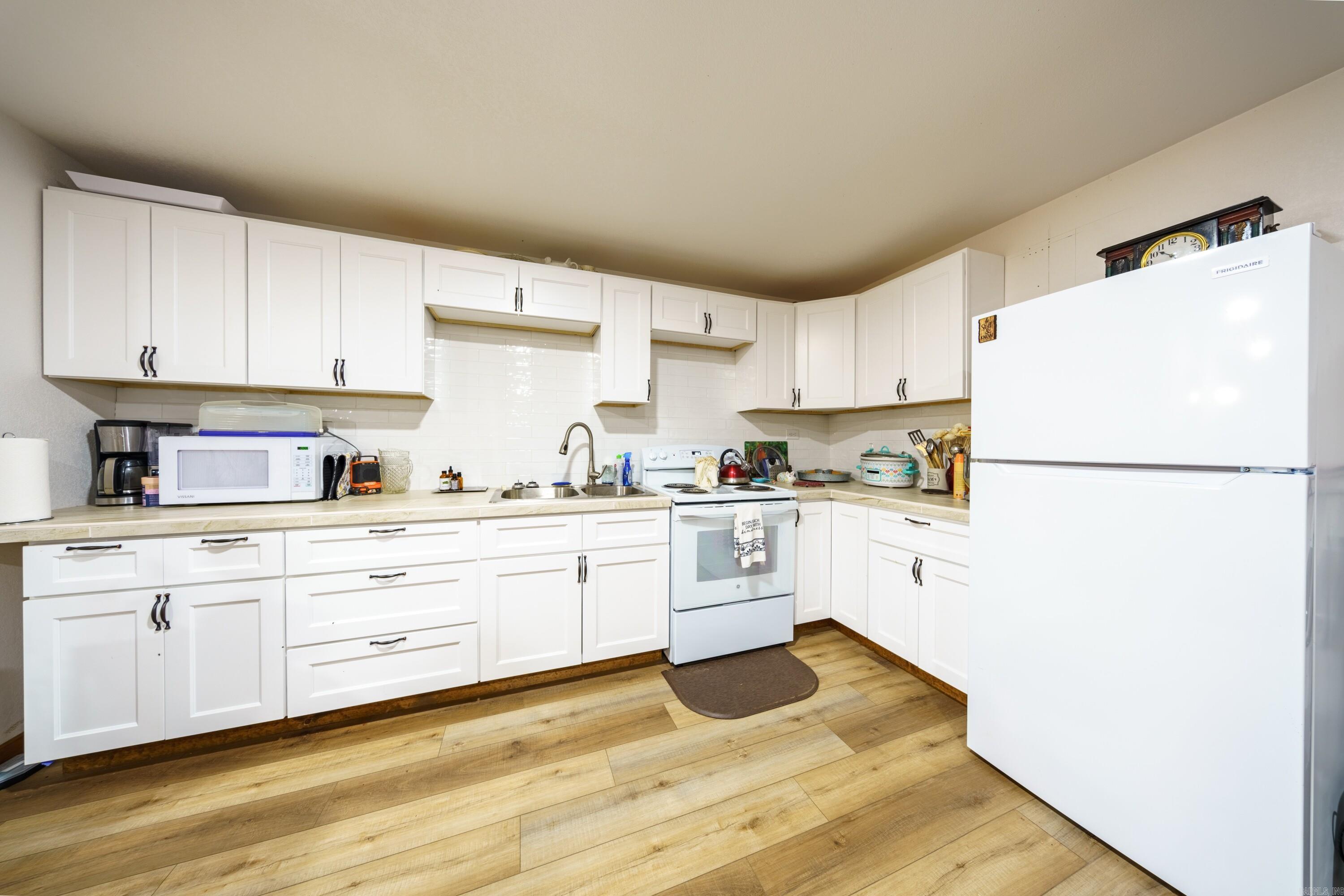 55 Strawberry River Road  Poughkeepsie, AR