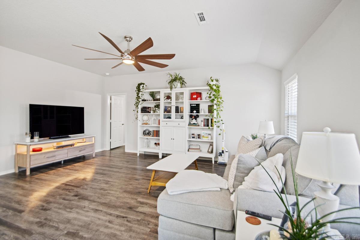 7146 Woodsgate  Alexander, AR