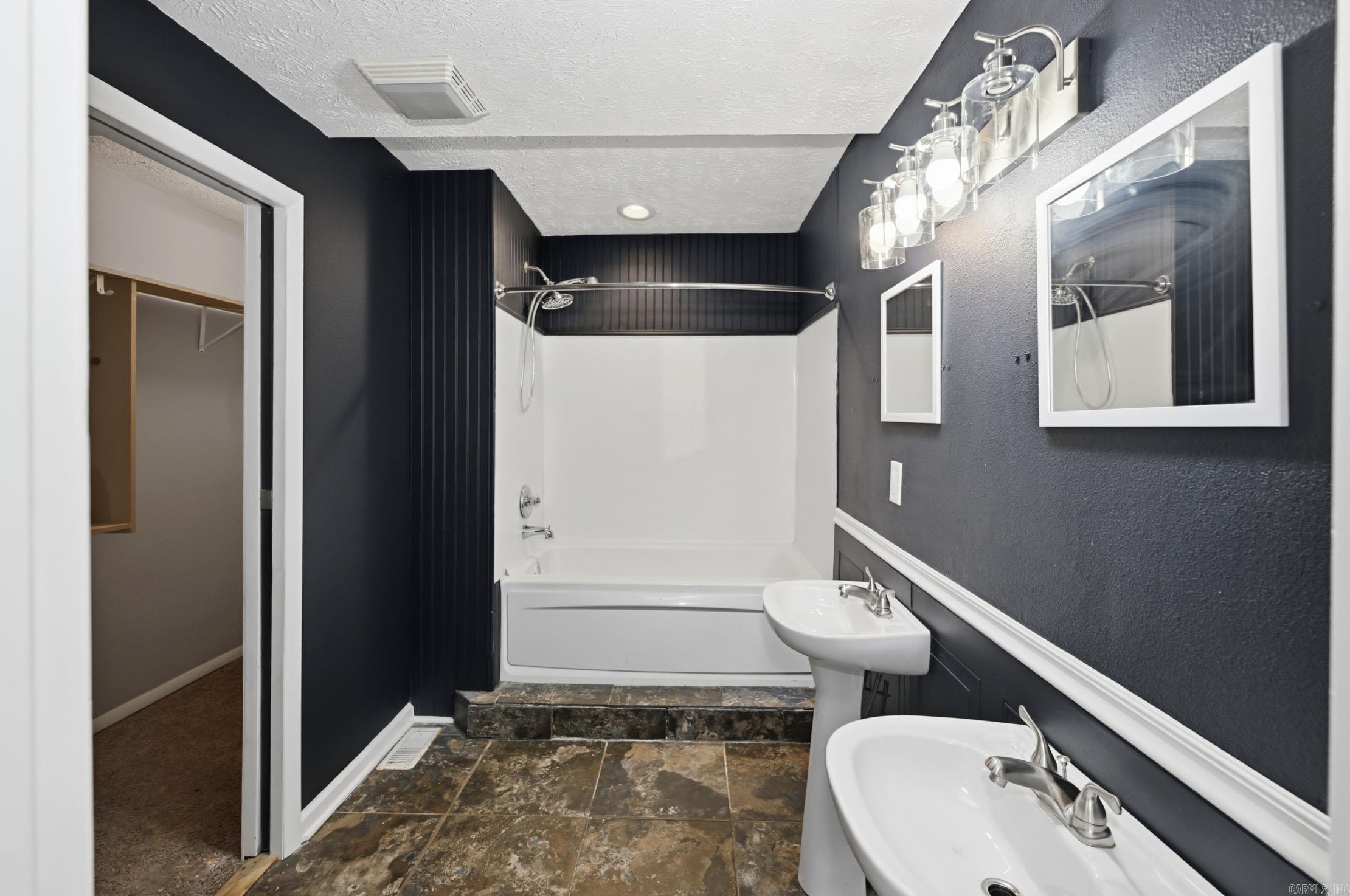 811 Hester  Benton, AR