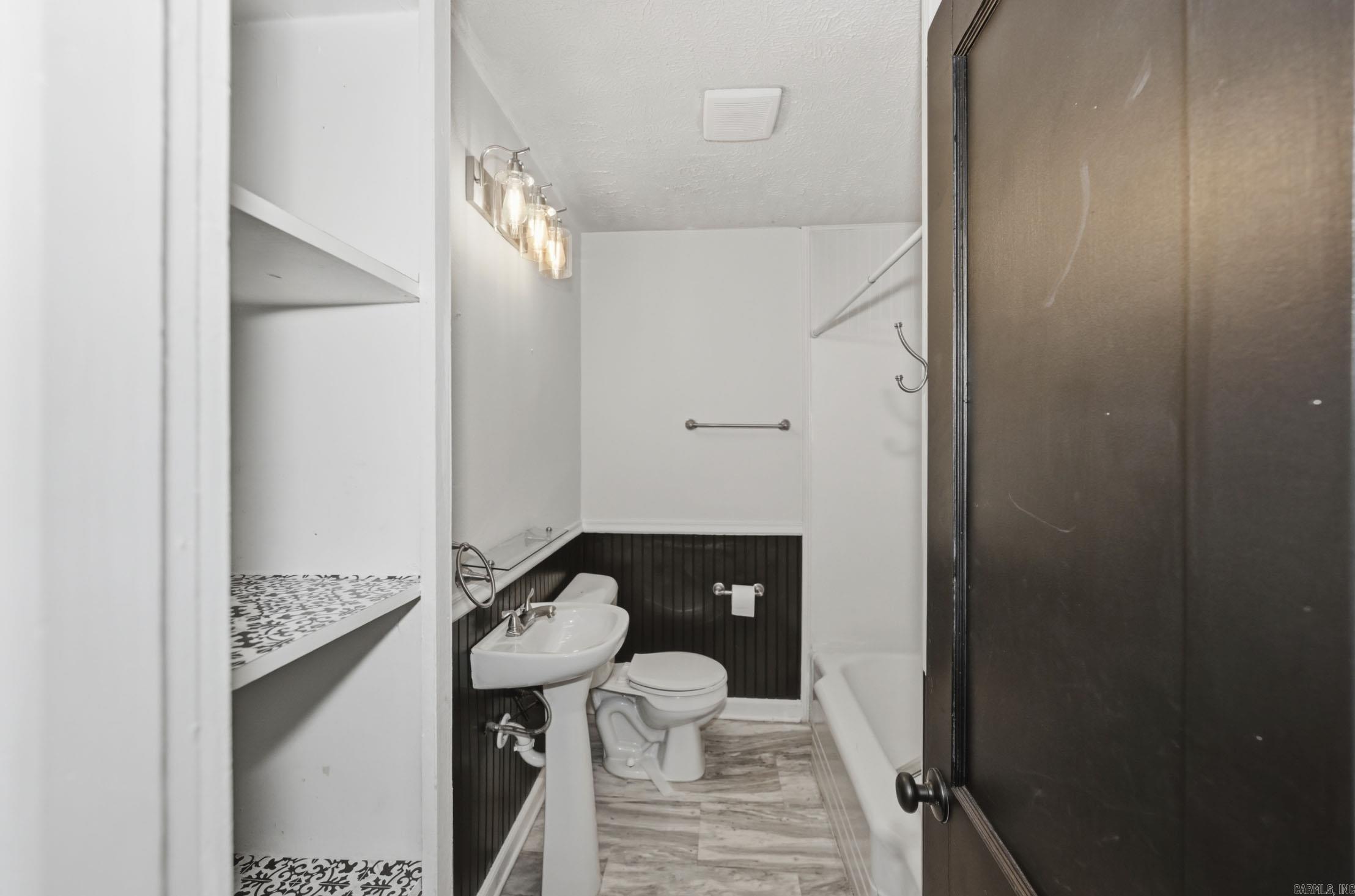 811 Hester  Benton, AR