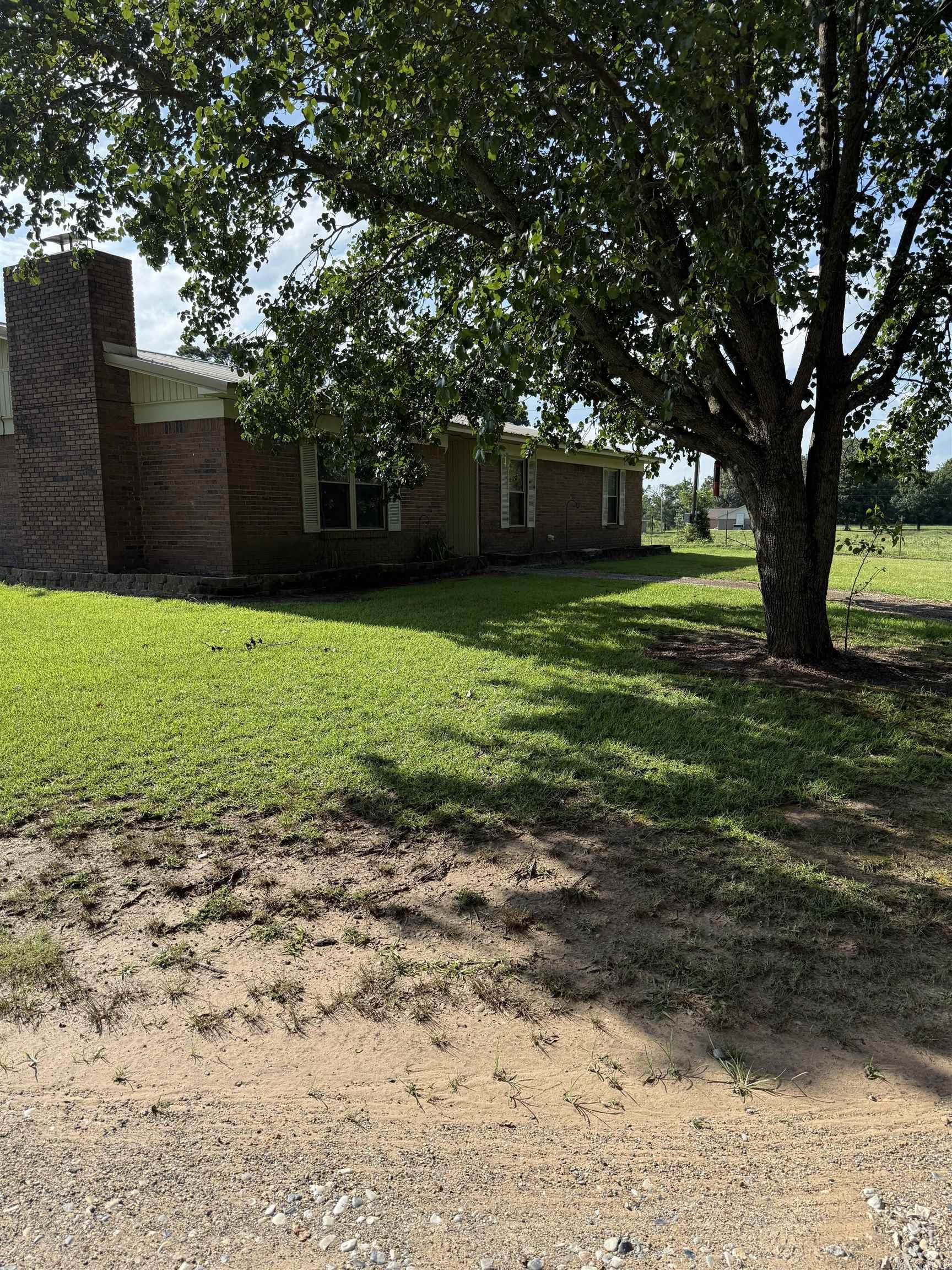 254 Highway 353  Hope, AR