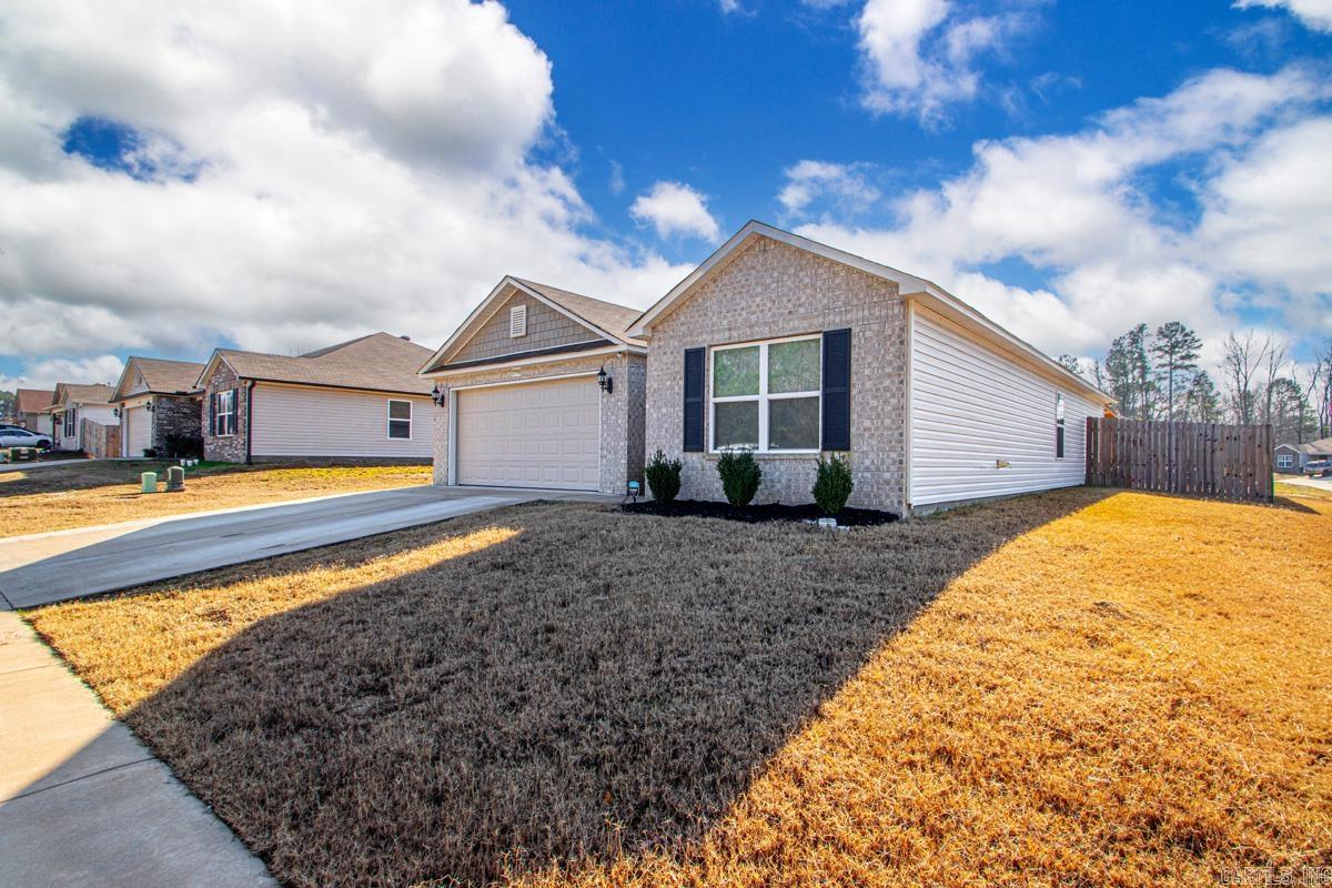 1998 Milburn Dr  Benton, AR