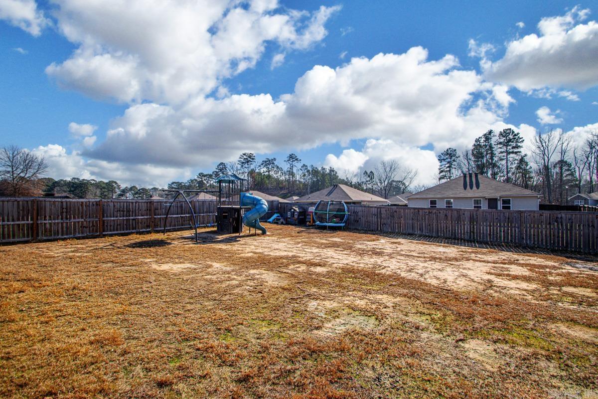 1998 Milburn Dr  Benton, AR