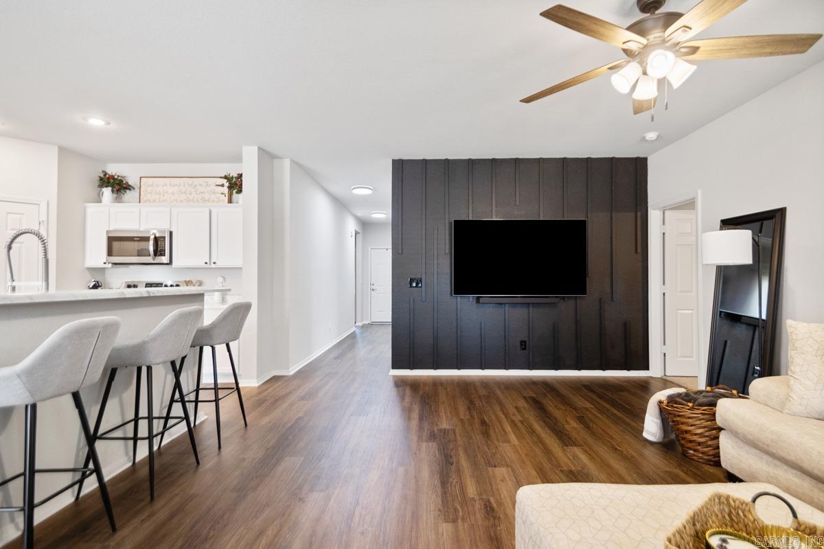 1998 Milburn Dr  Benton, AR